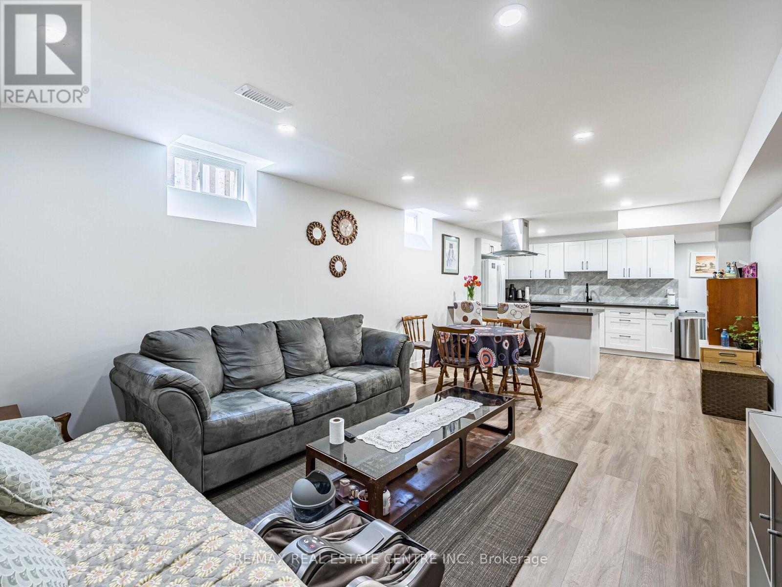 302 Leacock Avenue, Oakville, Ontario  L6H 5J2 - Photo 47 - W12464302
