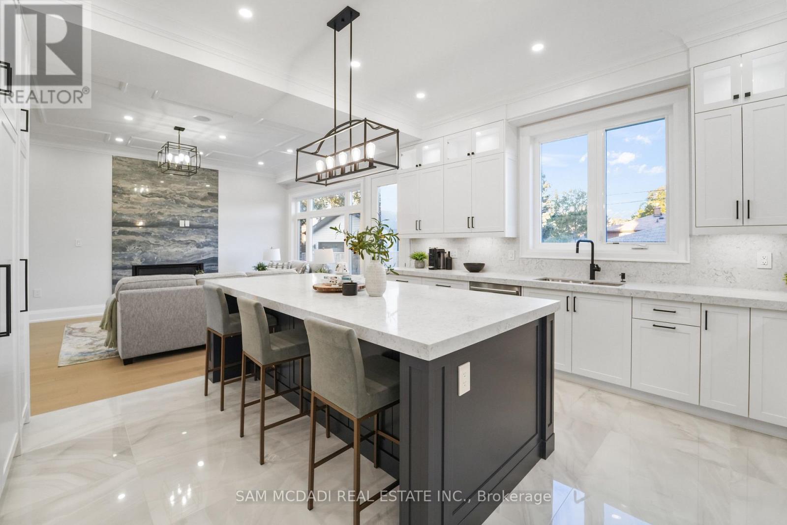 303 Delta Street, Toronto, Ontario  M8W 4G1 - Photo 13 - W12464305
