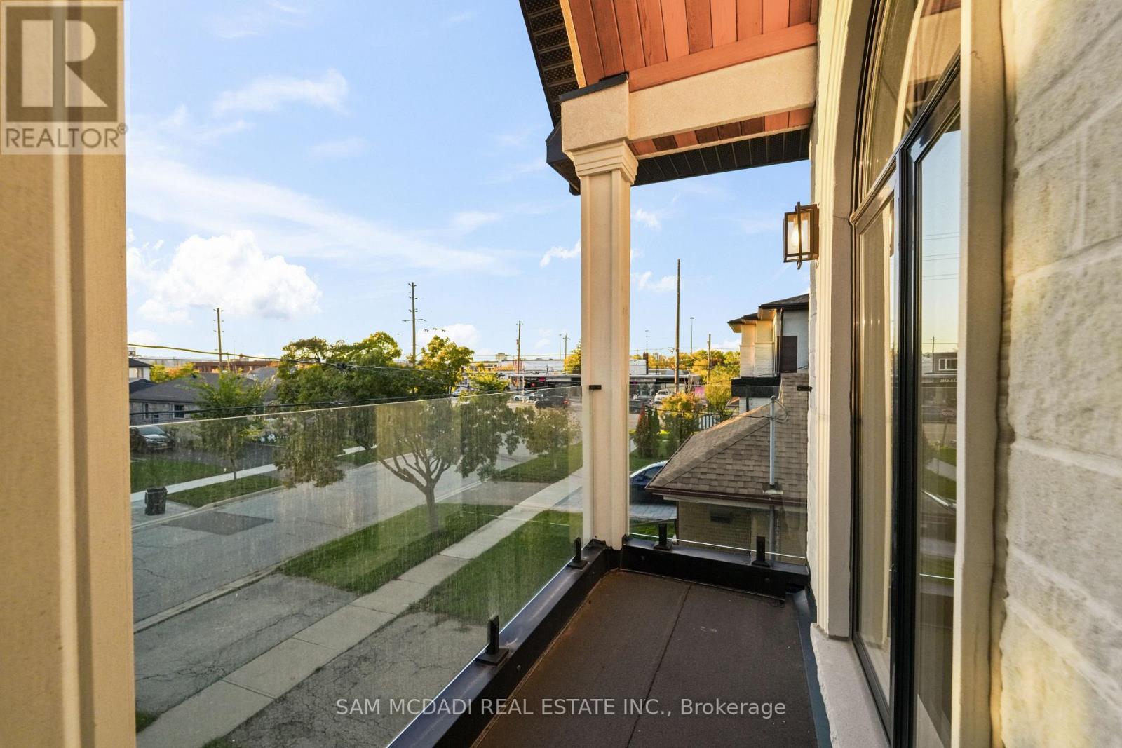 303 Delta Street, Toronto, Ontario  M8W 4G1 - Photo 23 - W12464305