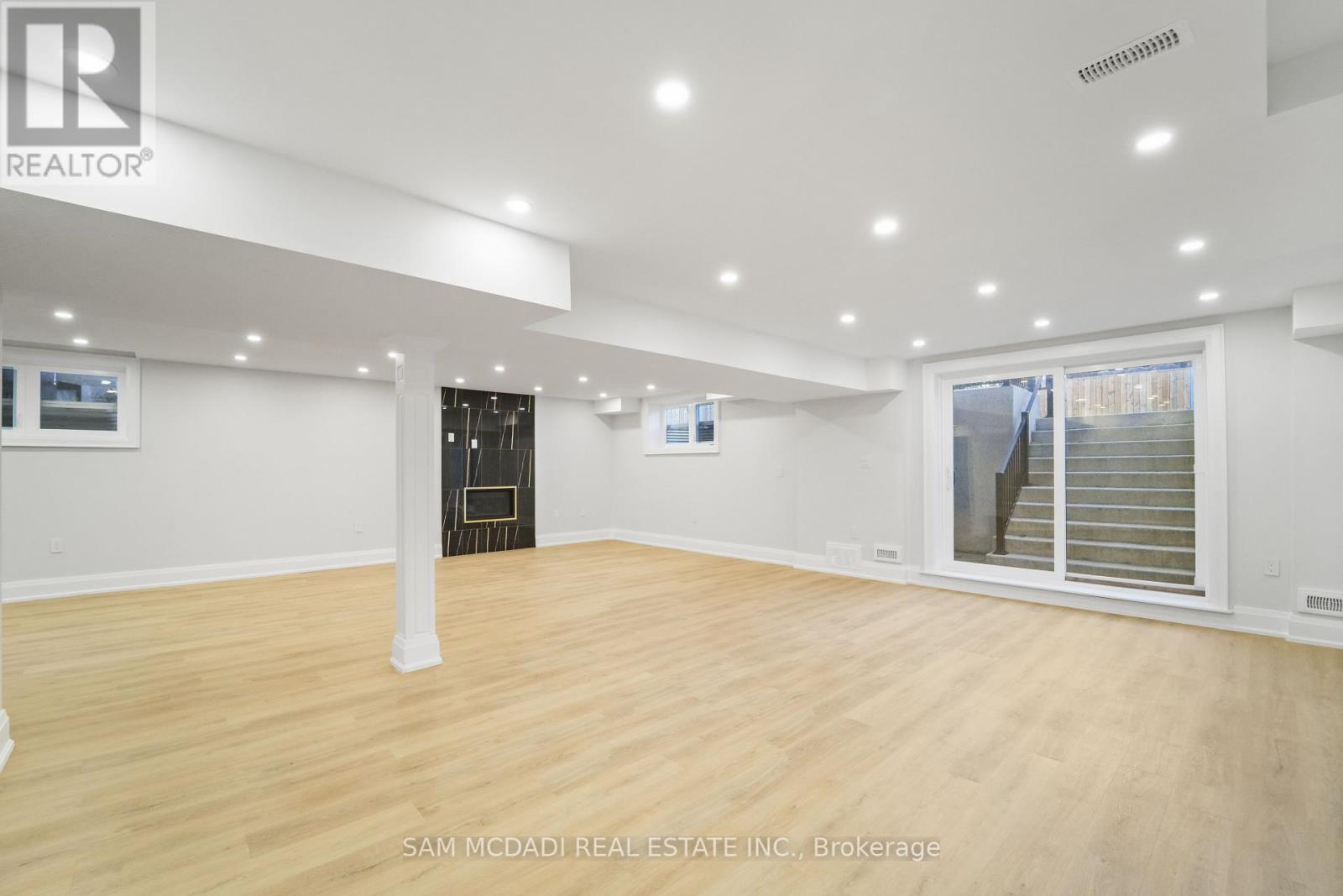 303 Delta Street, Toronto, Ontario  M8W 4G1 - Photo 39 - W12464305