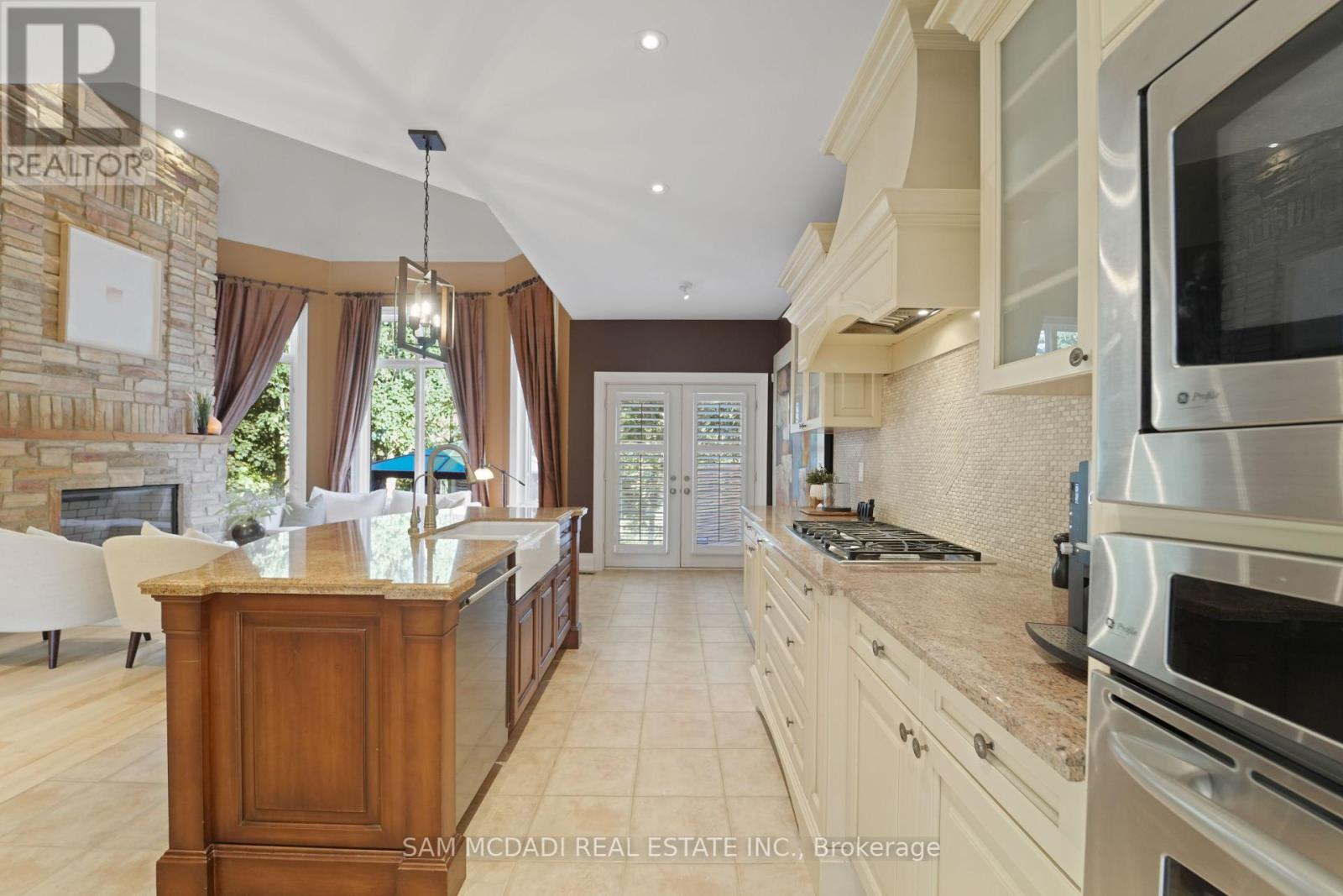 2258 Providence Road, Oakville, Ontario  L6H 6Y9 - Photo 14 - W12464308