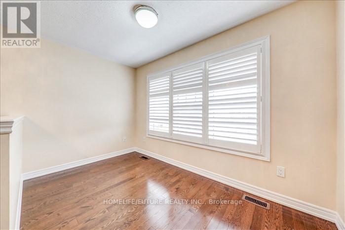 Main - 6 Ross Drive, Brampton, Ontario  L6R 3S7 - Photo 16 - W12464311