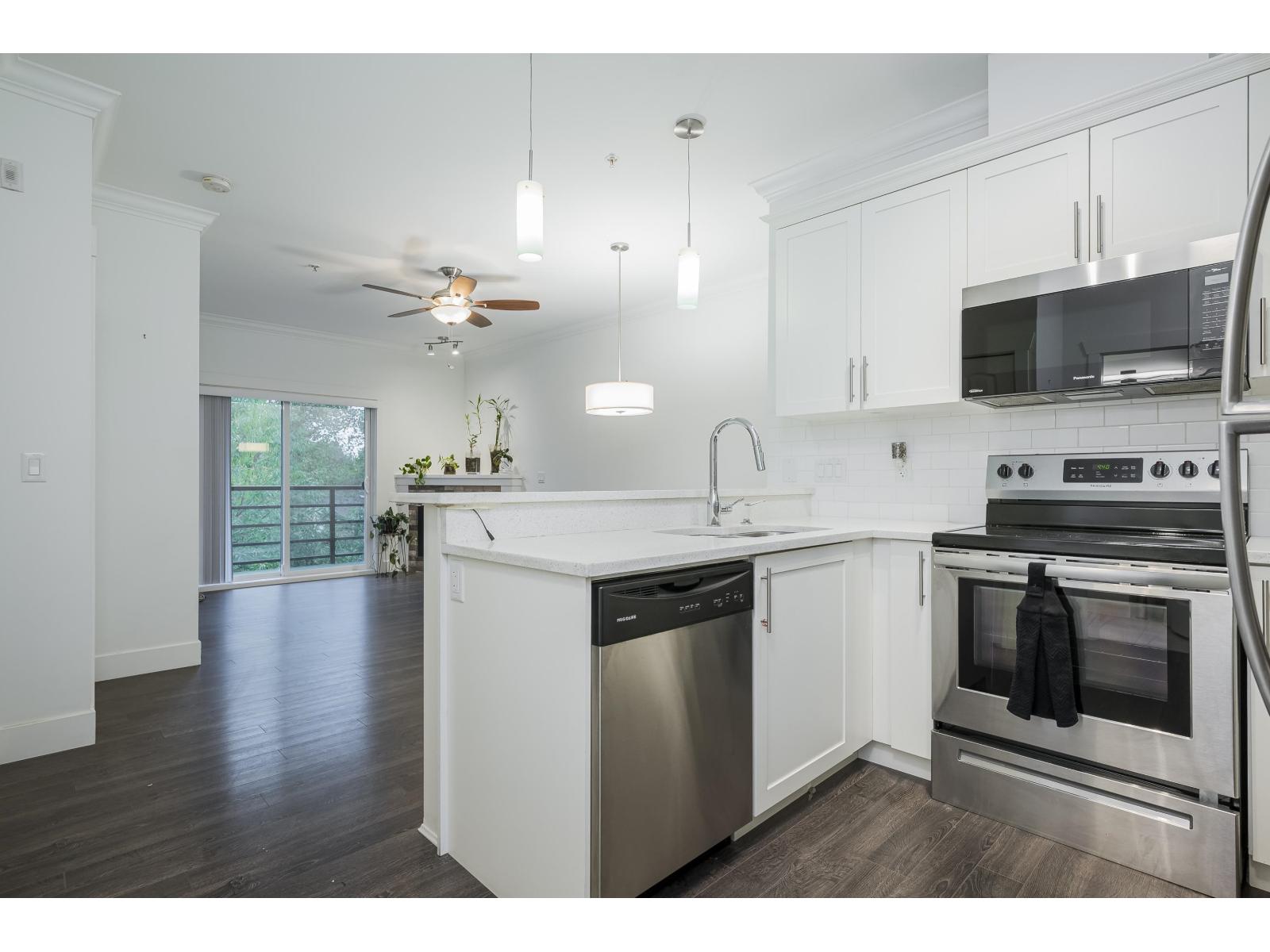 303 8183 121a Street, Surrey, British Columbia  V3W 1S7 - Photo 10 - R3058952