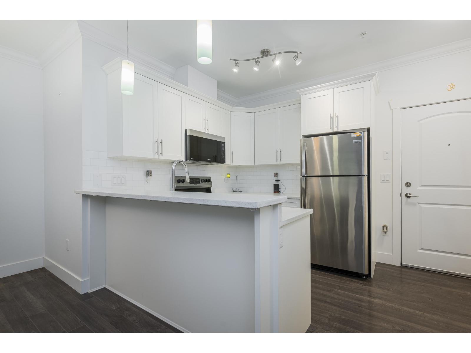 303 8183 121a Street, Surrey, British Columbia  V3W 1S7 - Photo 7 - R3058952