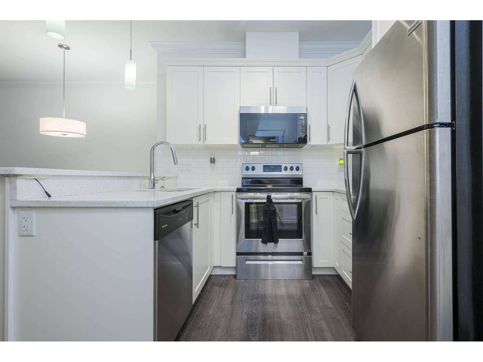 303 8183 121a Street, Surrey, British Columbia  V3W 1S7 - Photo 9 - R3058952