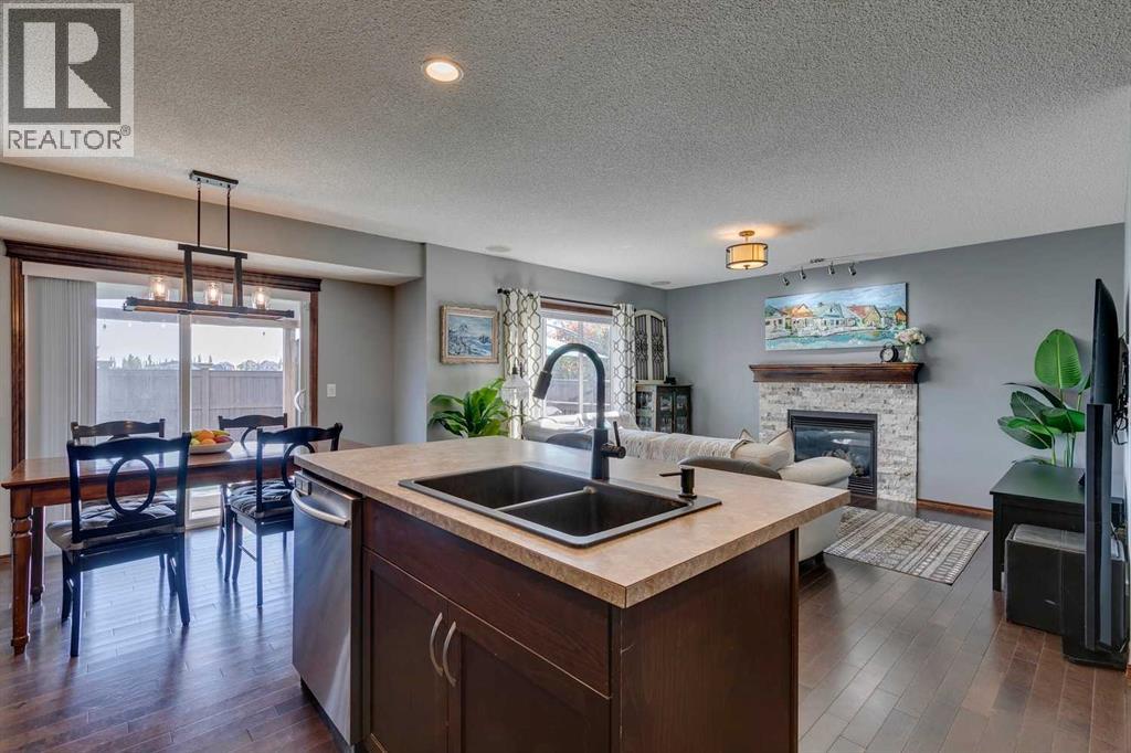 180 Cranberry Circle Se, Calgary, Alberta  T3M 0M1 - Photo 5 - A2264083