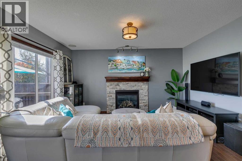180 Cranberry Circle Se, Calgary, Alberta  T3M 0M1 - Photo 10 - A2264083