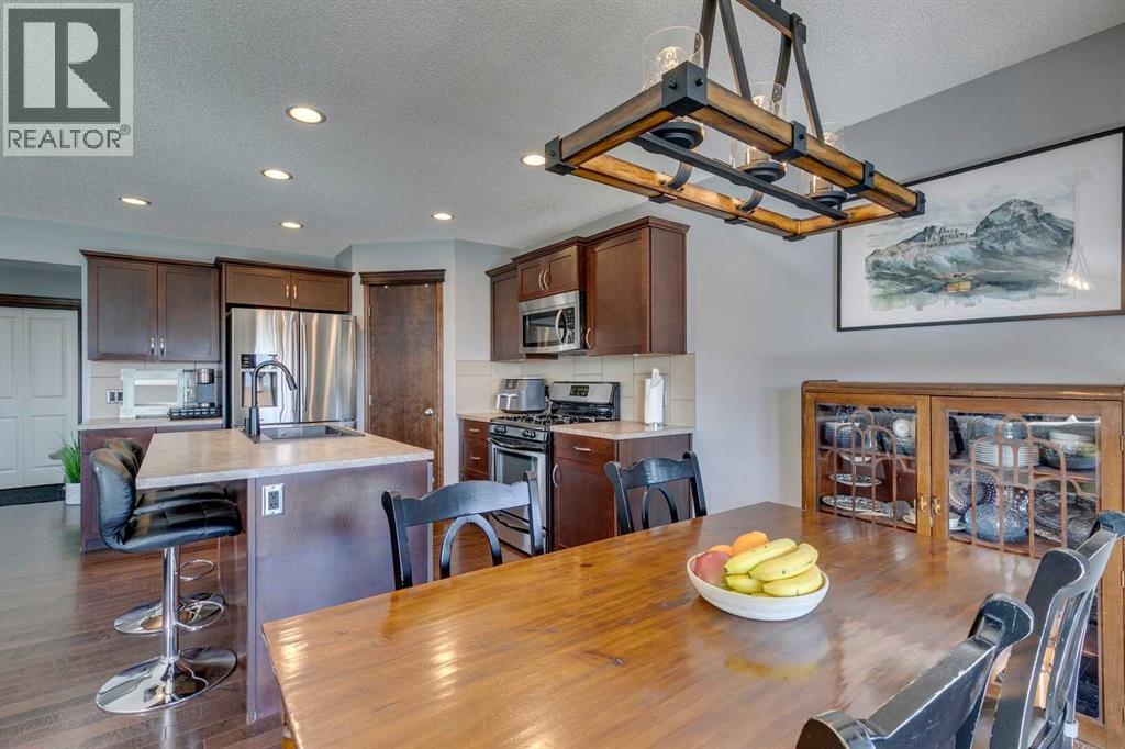 180 Cranberry Circle Se, Calgary, Alberta  T3M 0M1 - Photo 7 - A2264083