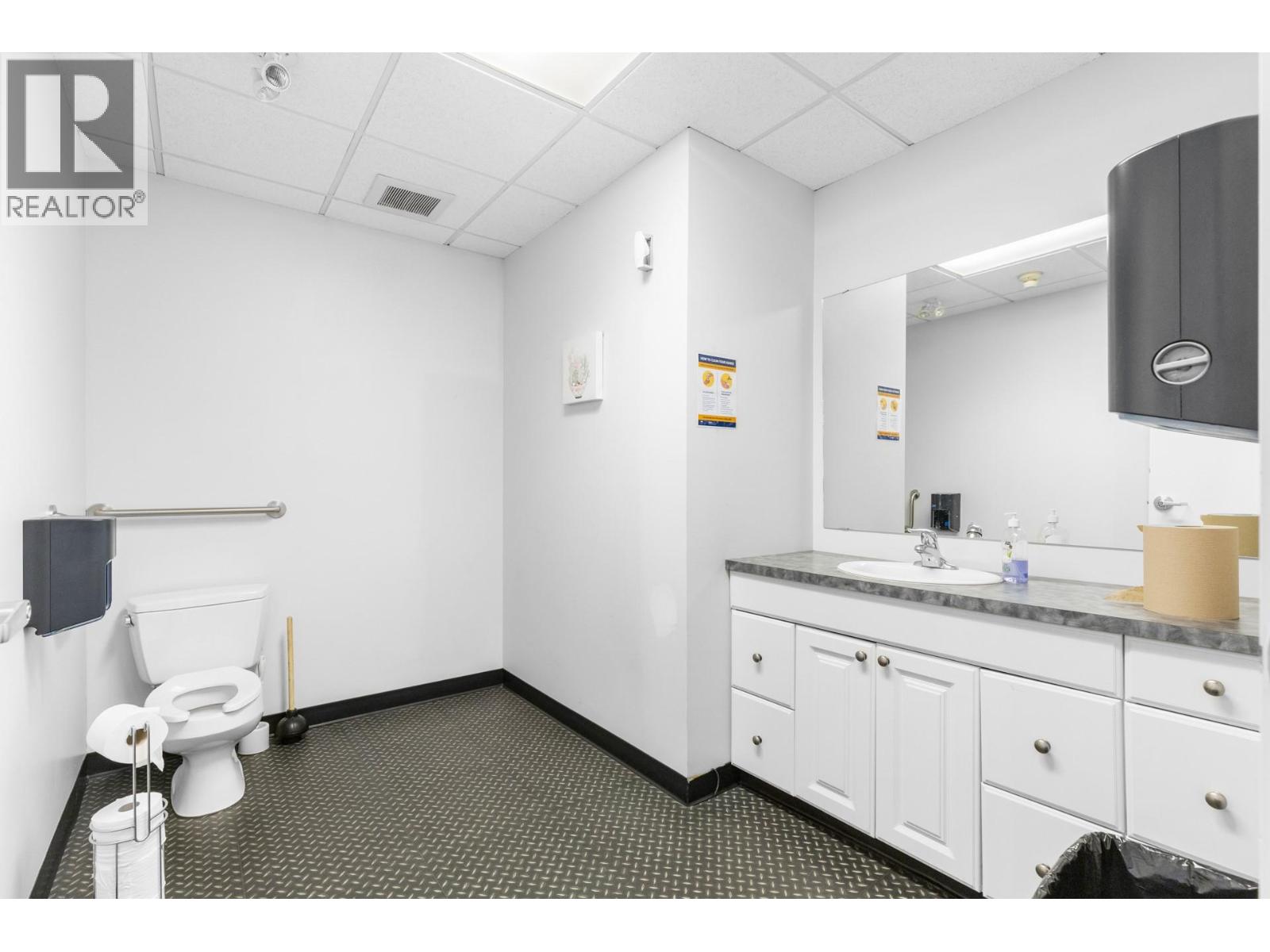 532 Leon Avenue Unit# 200, Kelowna, British Columbia  V1Y 6J6 - Photo 14 - 10365836
