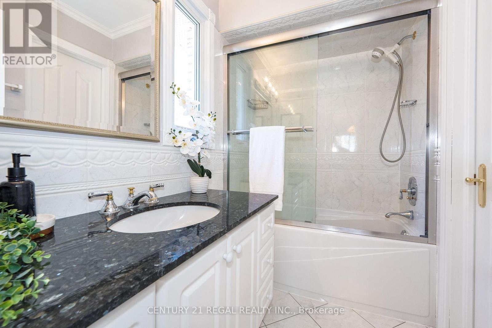 66 Haviland Drive, Toronto, Ontario  M1C 2T8 - Photo 25 - E12464335