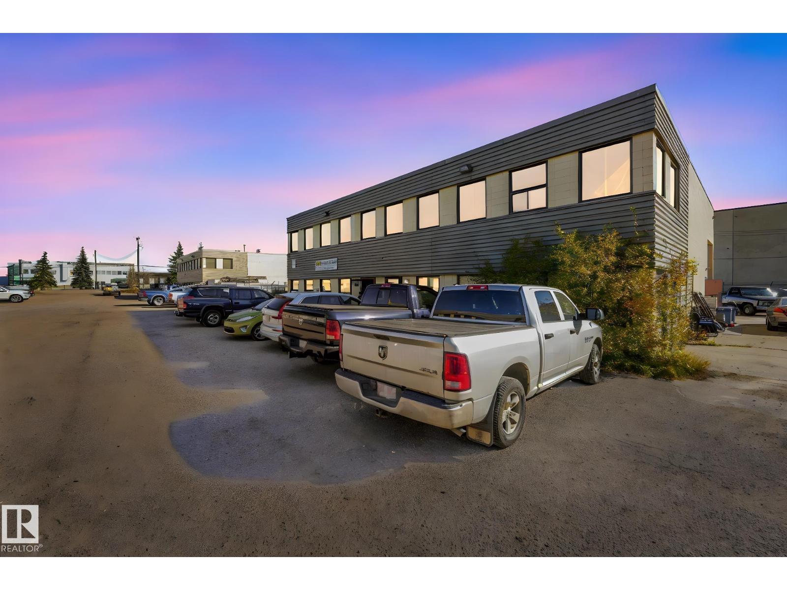 16371 130 Av Nw, Edmonton, Alberta  T5V 1K5 - Photo 1 - E4462180
