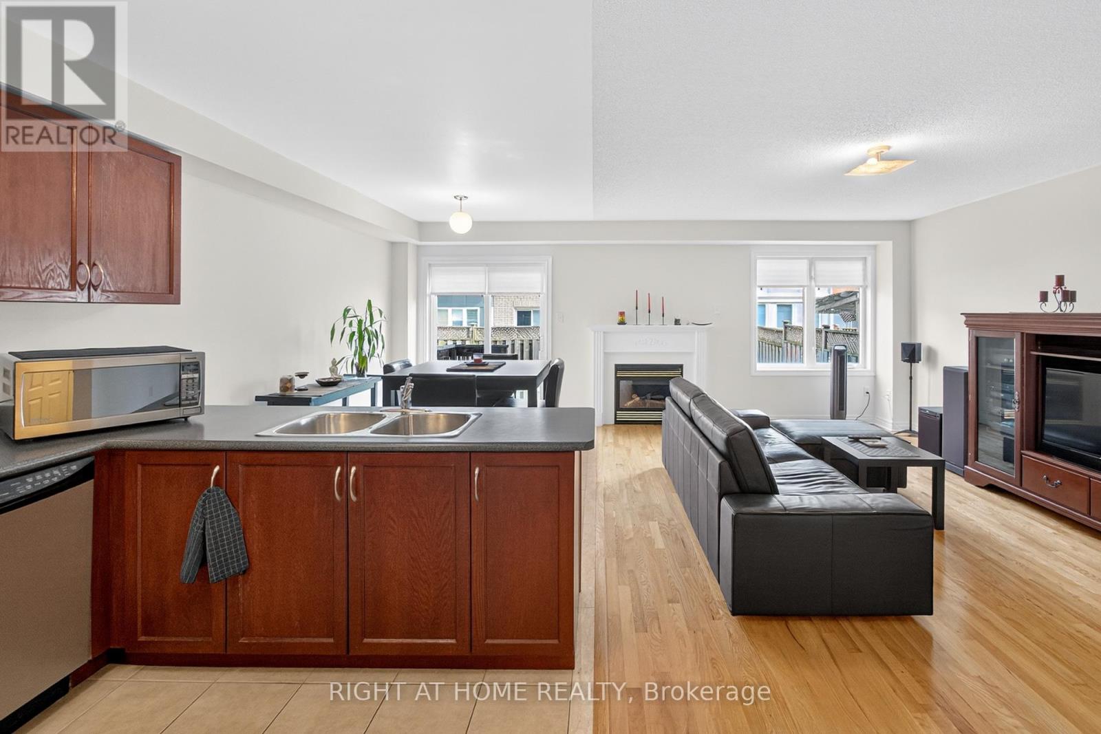 152 Westway Crescent, Vaughan, Ontario  L4K 5L8 - Photo 18 - N12464358