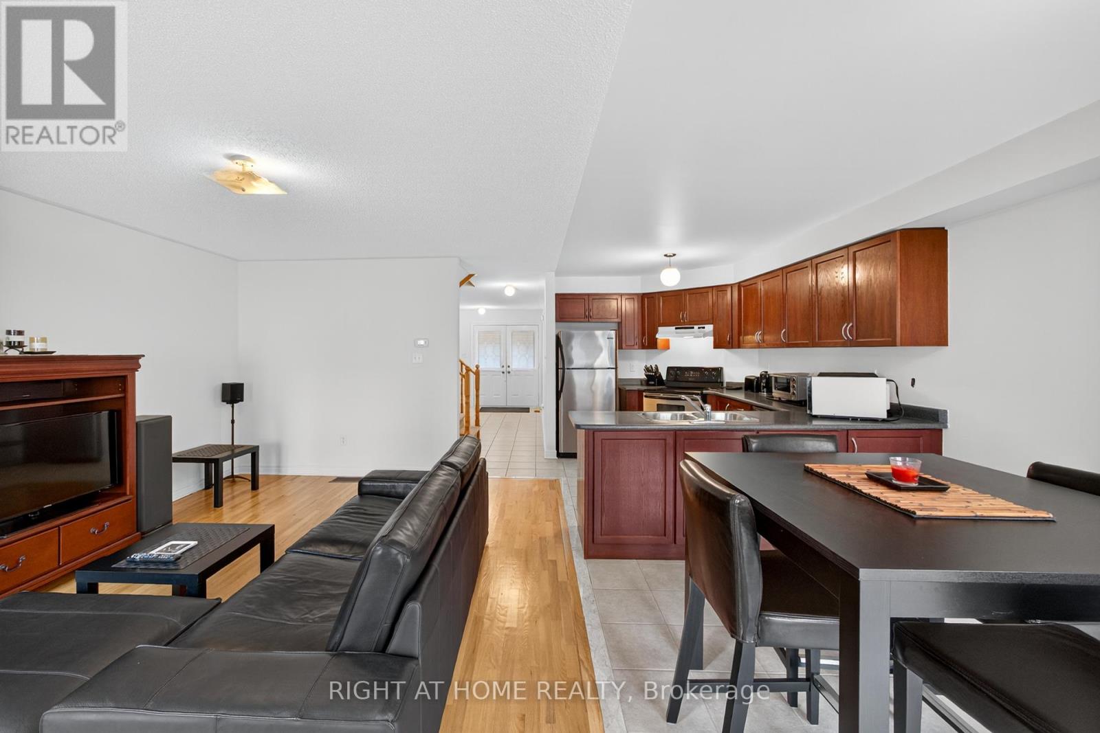 152 Westway Crescent, Vaughan, Ontario  L4K 5L8 - Photo 19 - N12464358