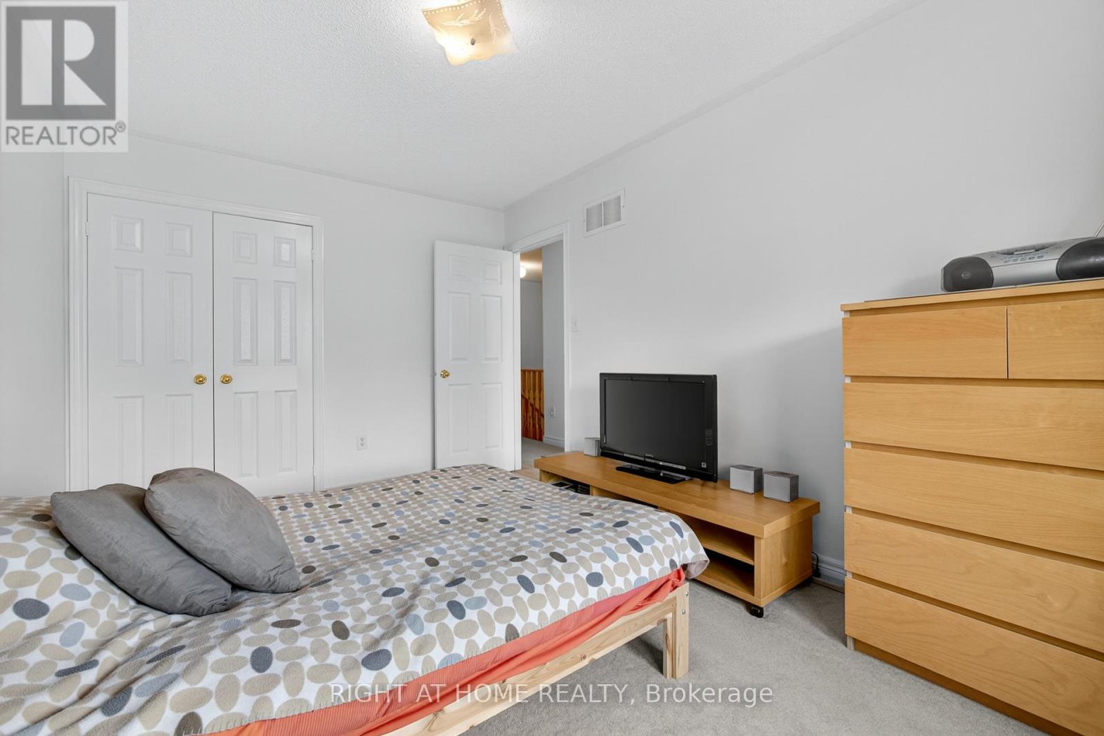 152 Westway Crescent, Vaughan, Ontario  L4K 5L8 - Photo 24 - N12464358