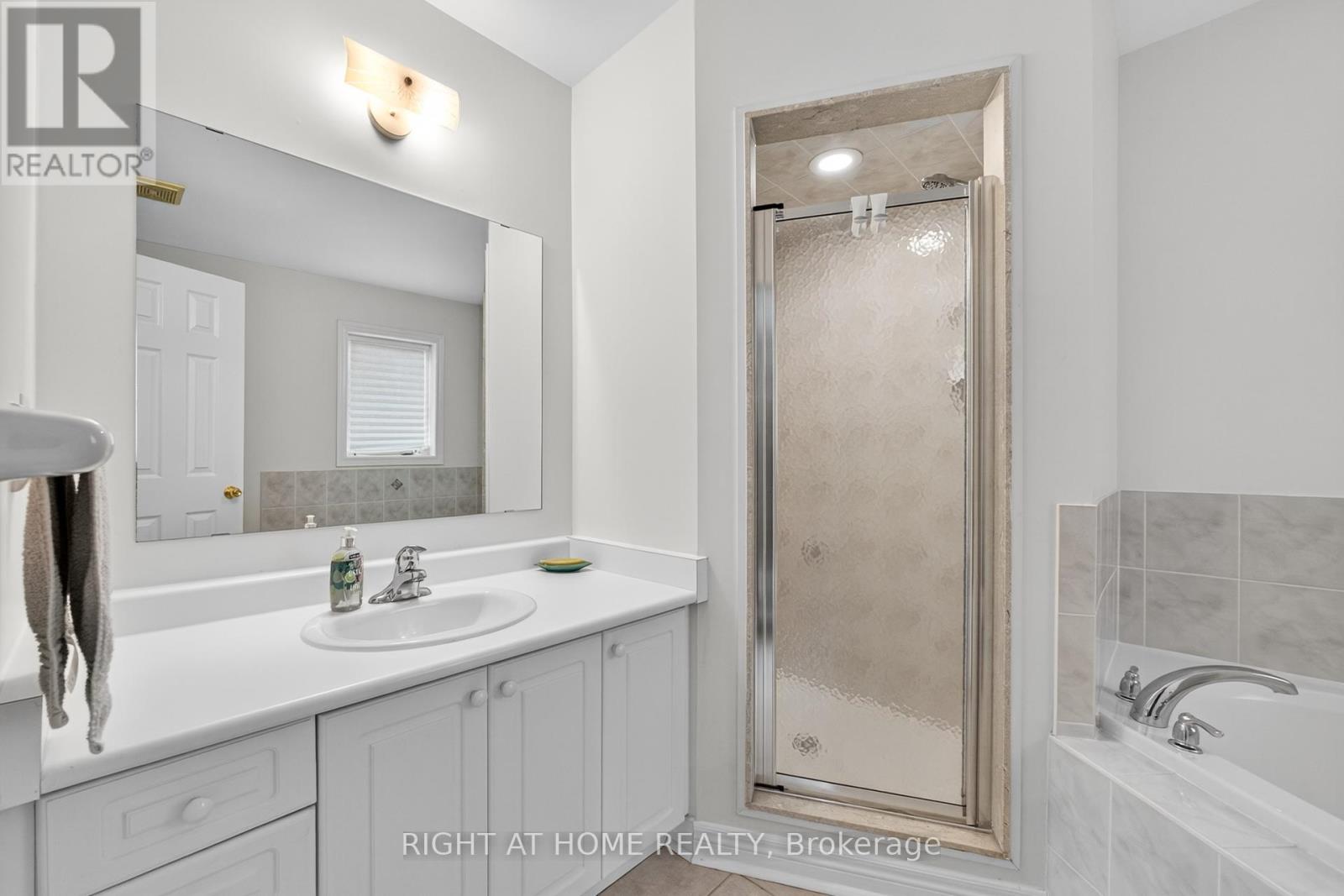 152 Westway Crescent, Vaughan, Ontario  L4K 5L8 - Photo 32 - N12464358