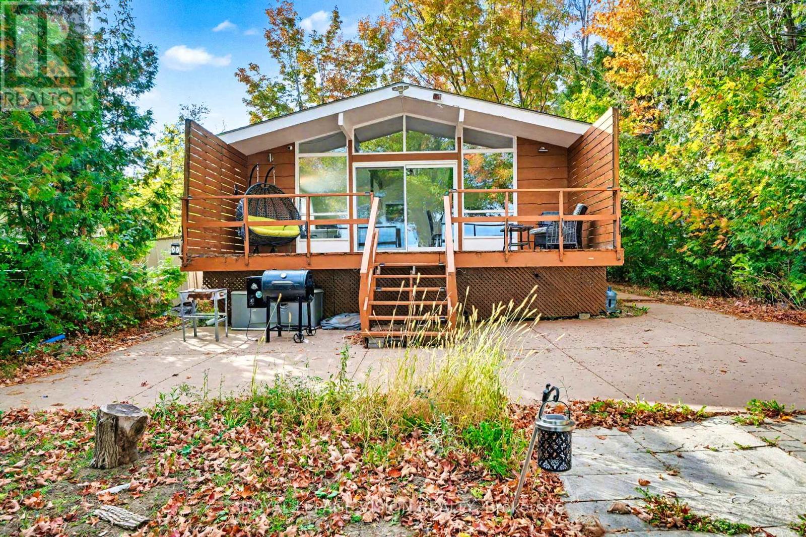 3595 Glenhaven Beach Road, Innisfil, Ontario  L9S 2Z2 - Photo 1 - N12463215