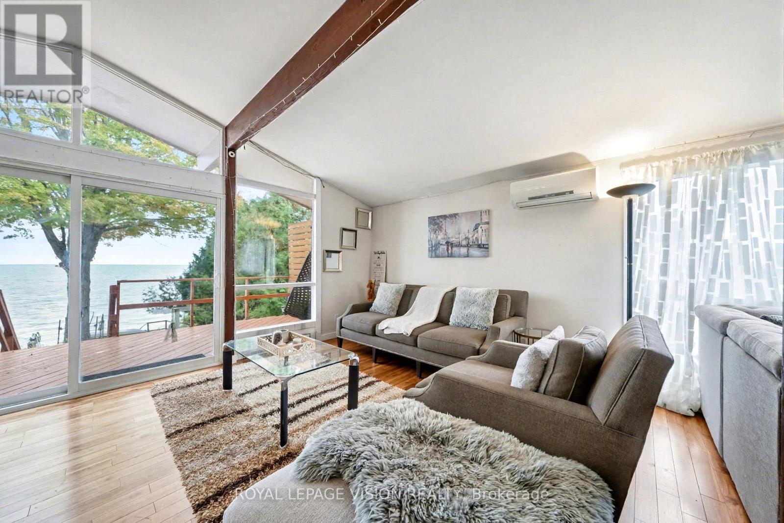 3595 Glenhaven Beach Road, Innisfil, Ontario  L9S 2Z2 - Photo 7 - N12463215