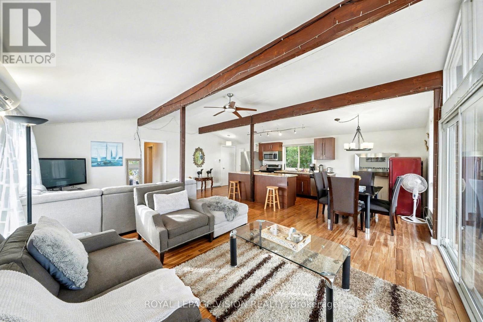 3595 Glenhaven Beach Road, Innisfil, Ontario  L9S 2Z2 - Photo 8 - N12463215