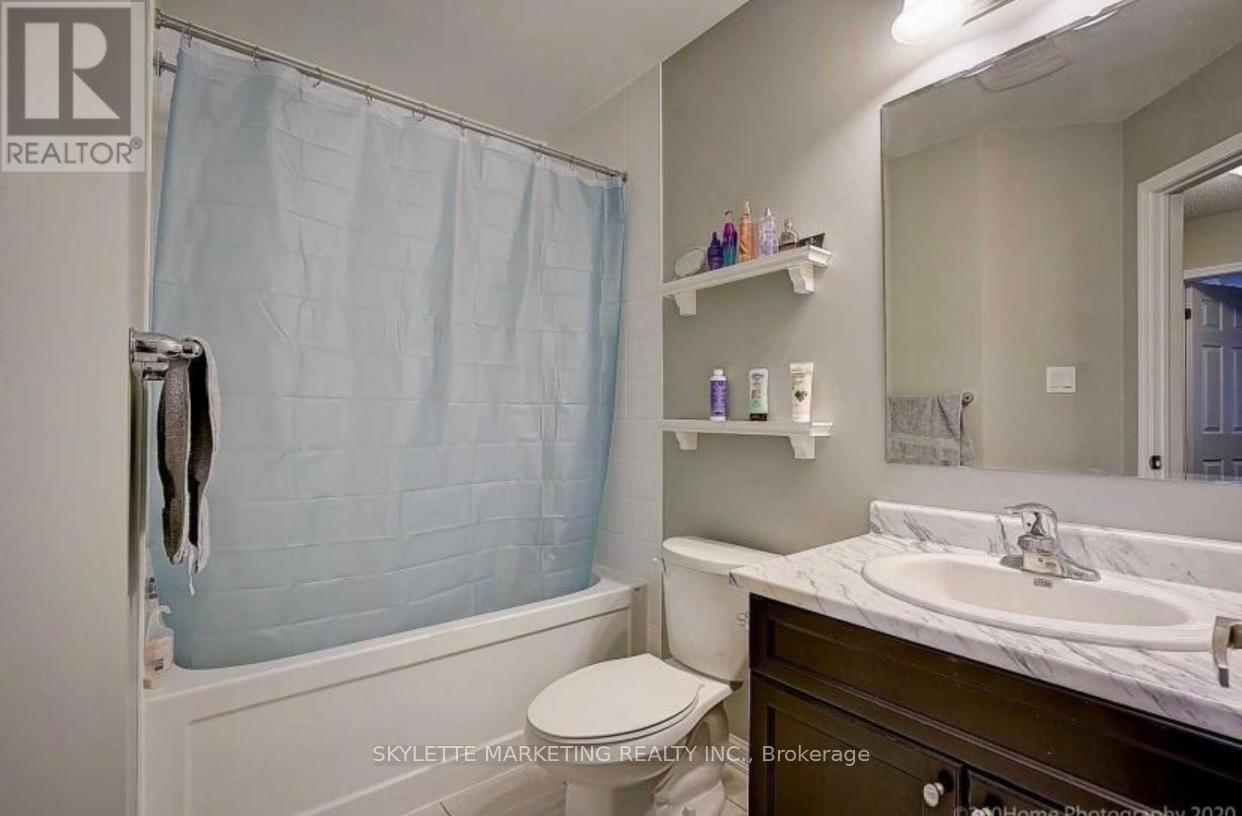 238 Mortimer Crescent, Milton, Ontario  L9T 8N7 - Photo 18 - W12464356