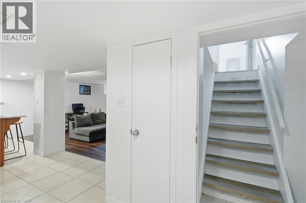 570 Westview Avenue, Hamilton, Ontario  L9G 1N9 - Photo 25 - 40779524
