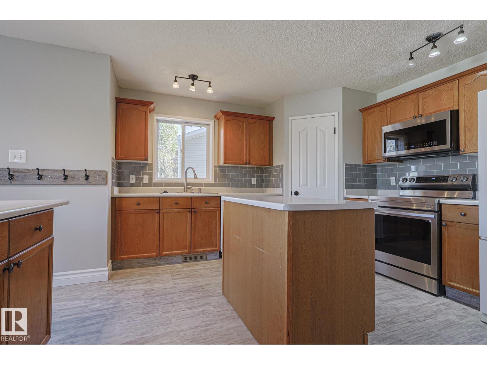 11 High Park Cl, Stony Plain, Alberta  T7Z 1L9 - Photo 22 - E4462203