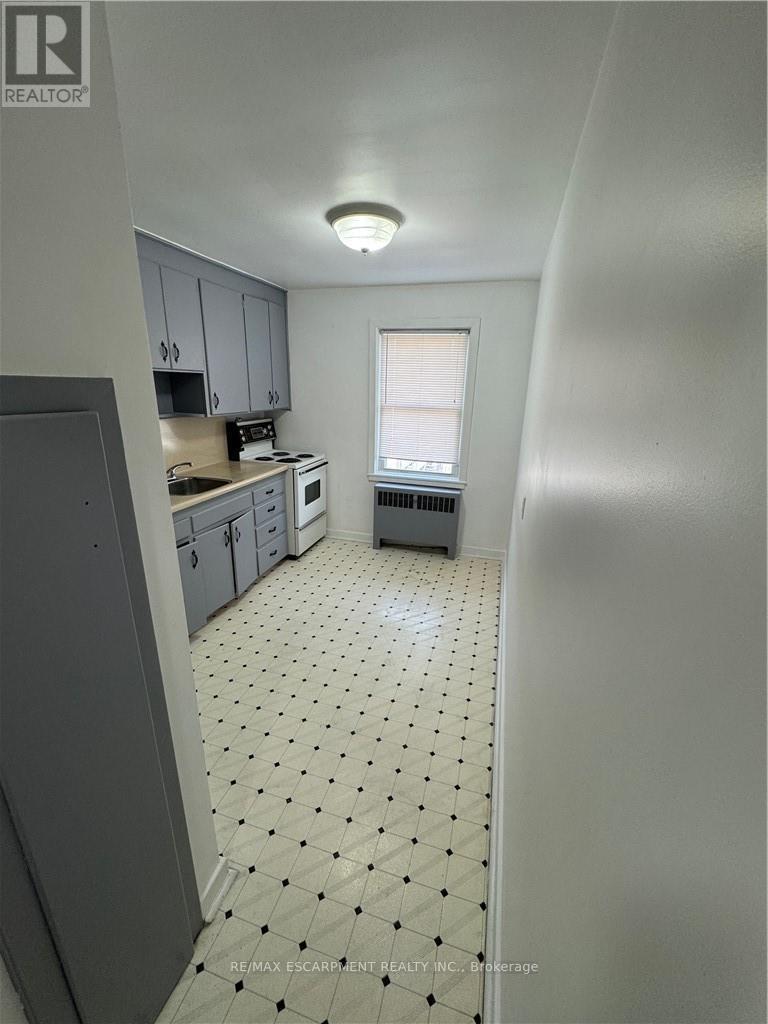11 - 1755 King Street, Hamilton, Ontario  L8K 1V6 - Photo 9 - X12464336