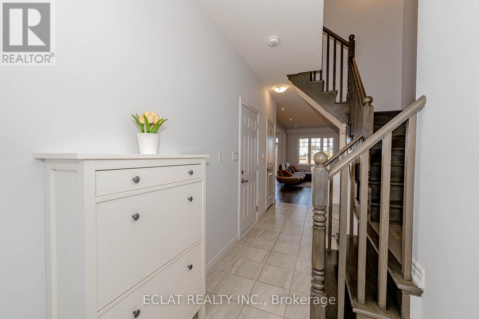 19 - 1 Tom Brown Drive, Brant, Ontario  N3L 0H8 - Photo 4 - X12464340