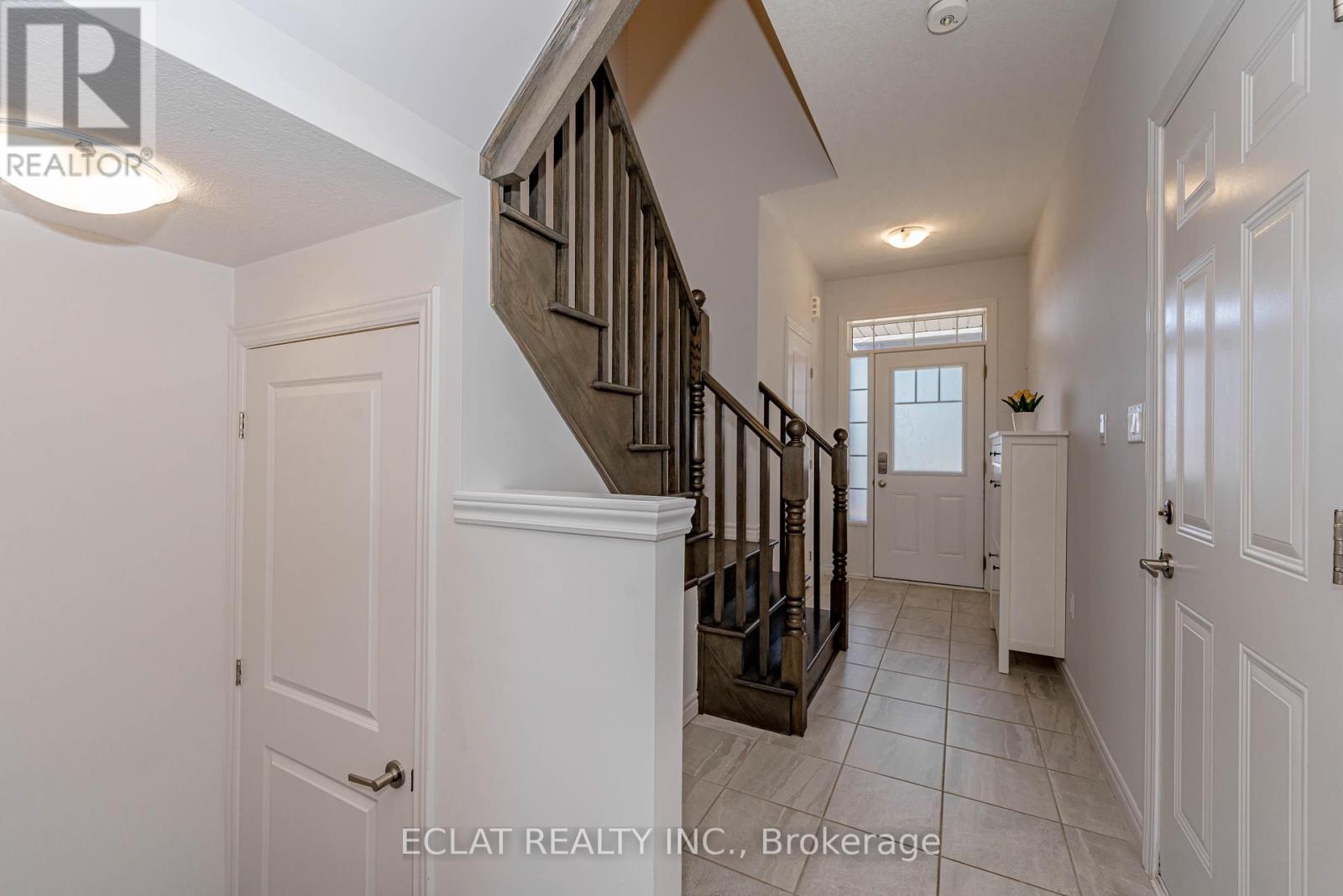 19 - 1 Tom Brown Drive, Brant, Ontario  N3L 0H8 - Photo 5 - X12464340