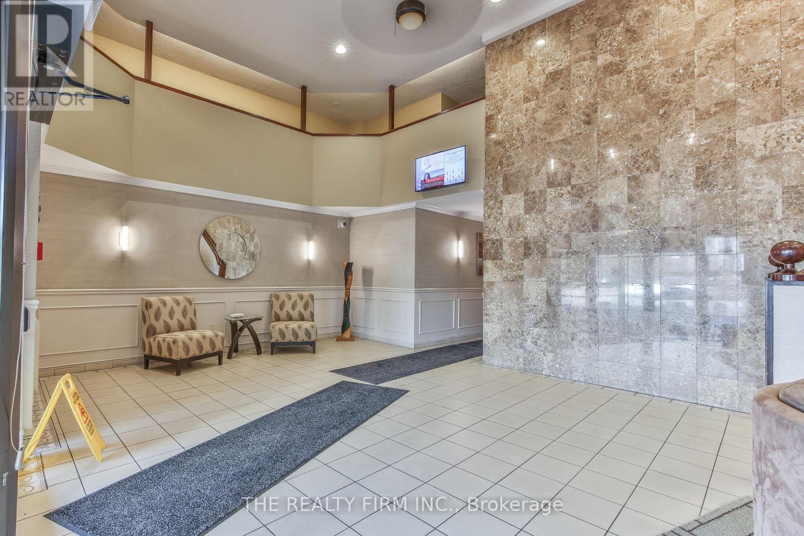 2605 - 323 Colborne Street, London East, Ontario  N6B 3N8 - Photo 4 - X12464372