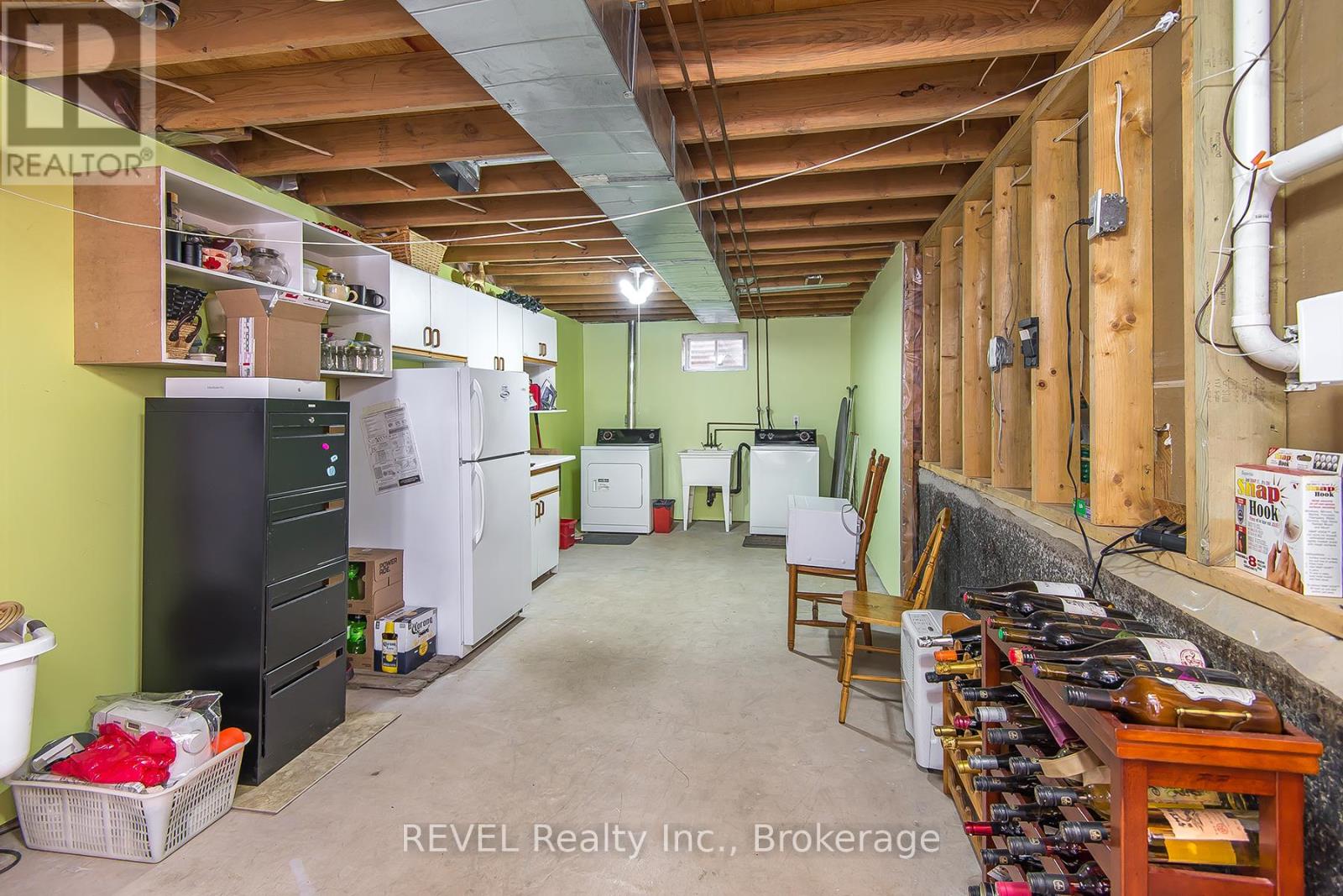 307 Beckett Crescent, Pelham (Fonthill), Ontario  L3E 0N5 - Photo 34 - X12451200