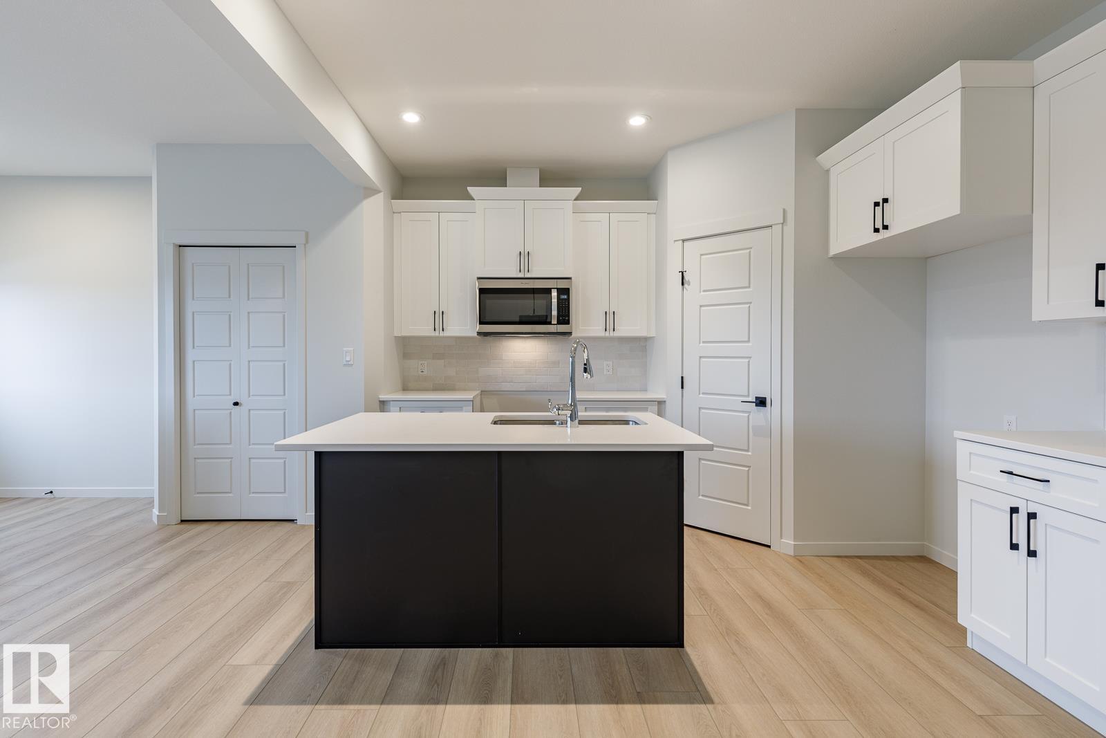 6324 175 Av Nw, Edmonton, Alberta  T5Y 4H2 - Photo 12 - E4462215