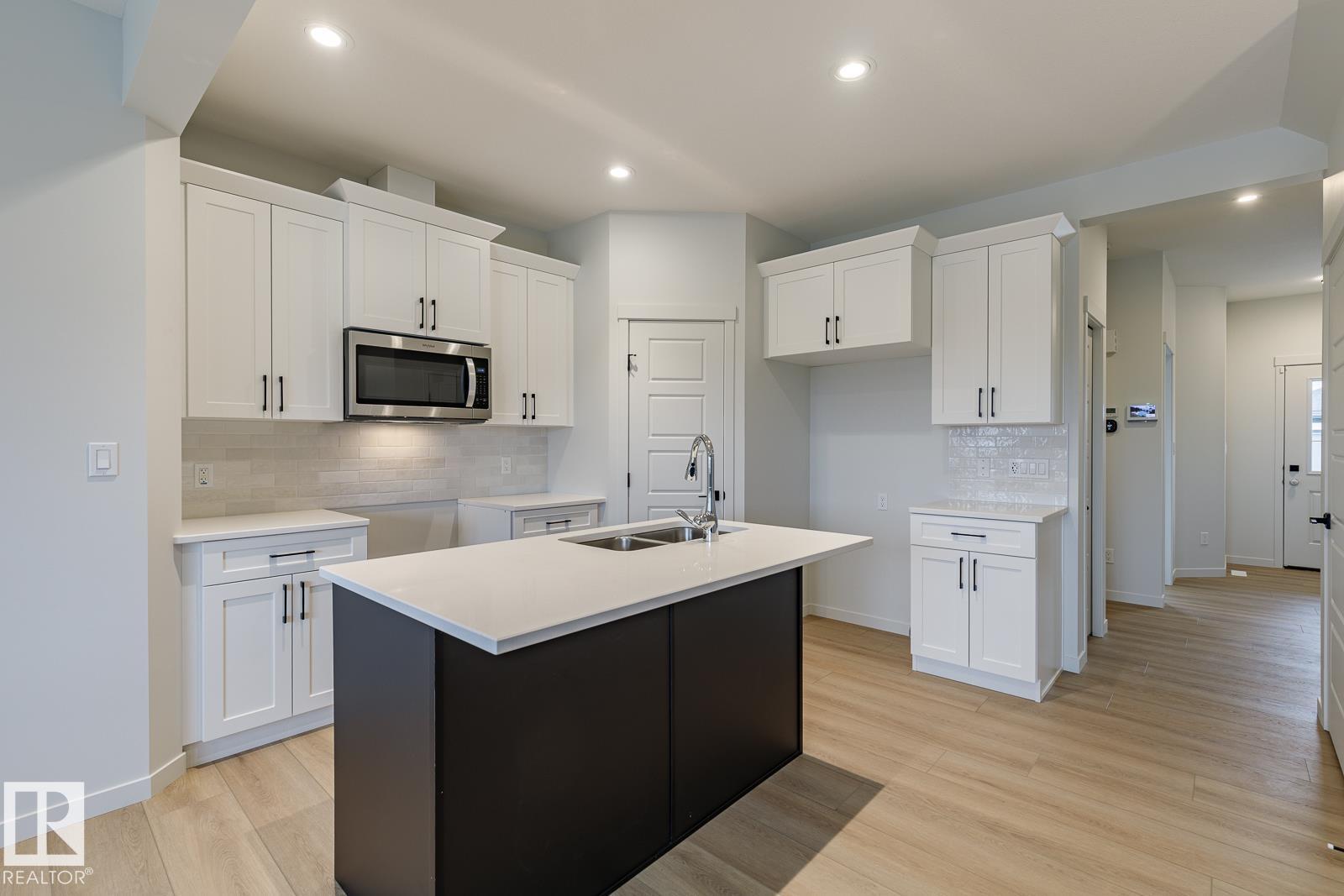 6324 175 Av Nw, Edmonton, Alberta  T5Y 4H2 - Photo 13 - E4462215