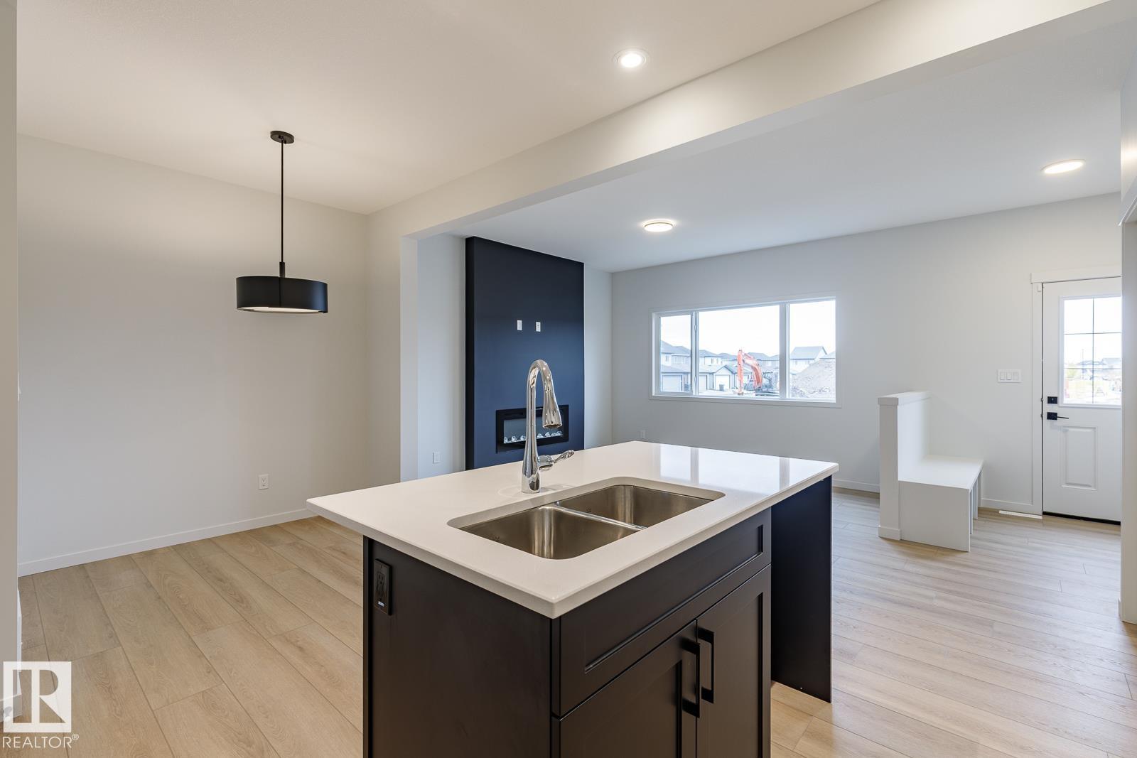6324 175 Av Nw, Edmonton, Alberta  T5Y 4H2 - Photo 17 - E4462215