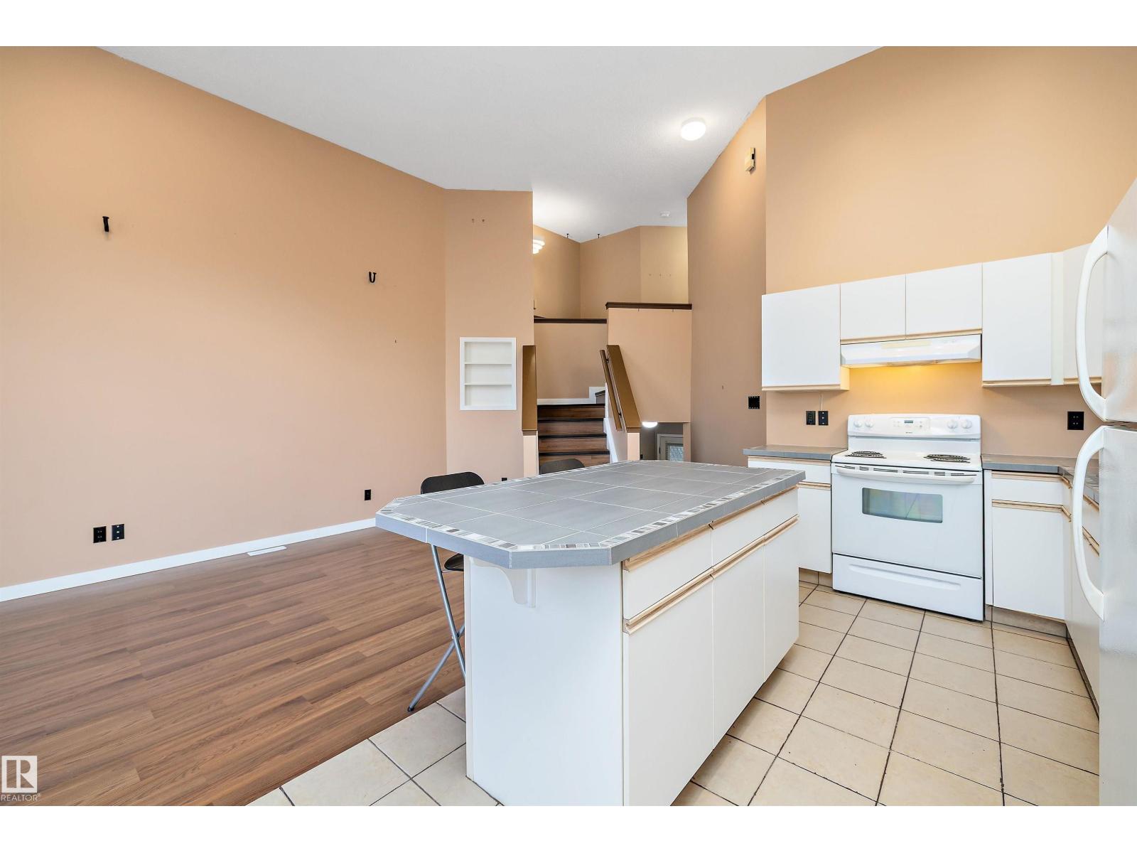 #8 300 Hooper Cr Nw, Edmonton, Alberta  T5A 5B3 - Photo 16 - E4462216