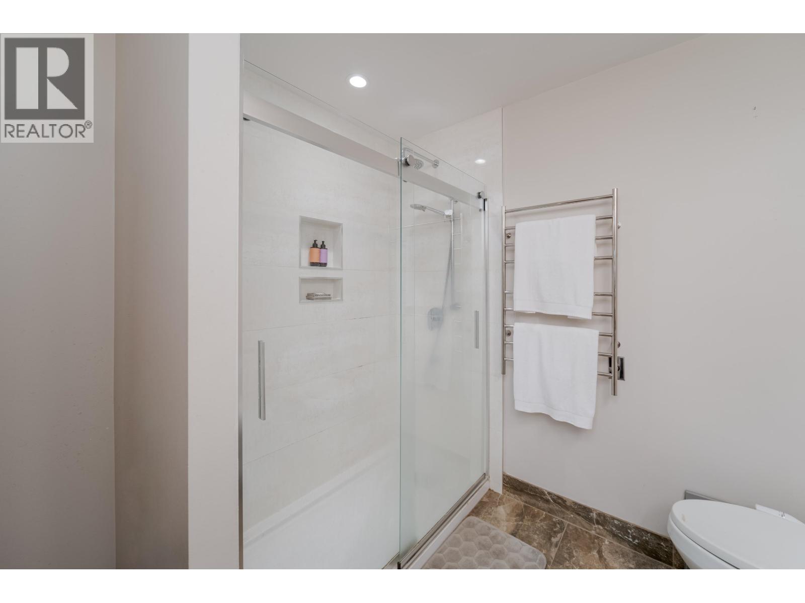 304 6888 Station Hill Drive, Burnaby, British Columbia  V3N 4X5 - Photo 24 - R3058942