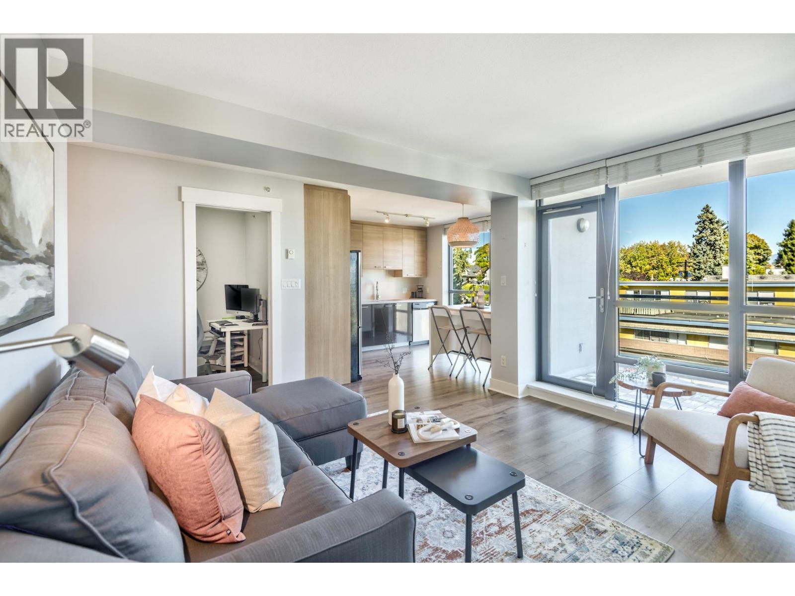 404 258 Sixth Street, New Westminster, British Columbia  V3L 0G6 - Photo 12 - R3058946