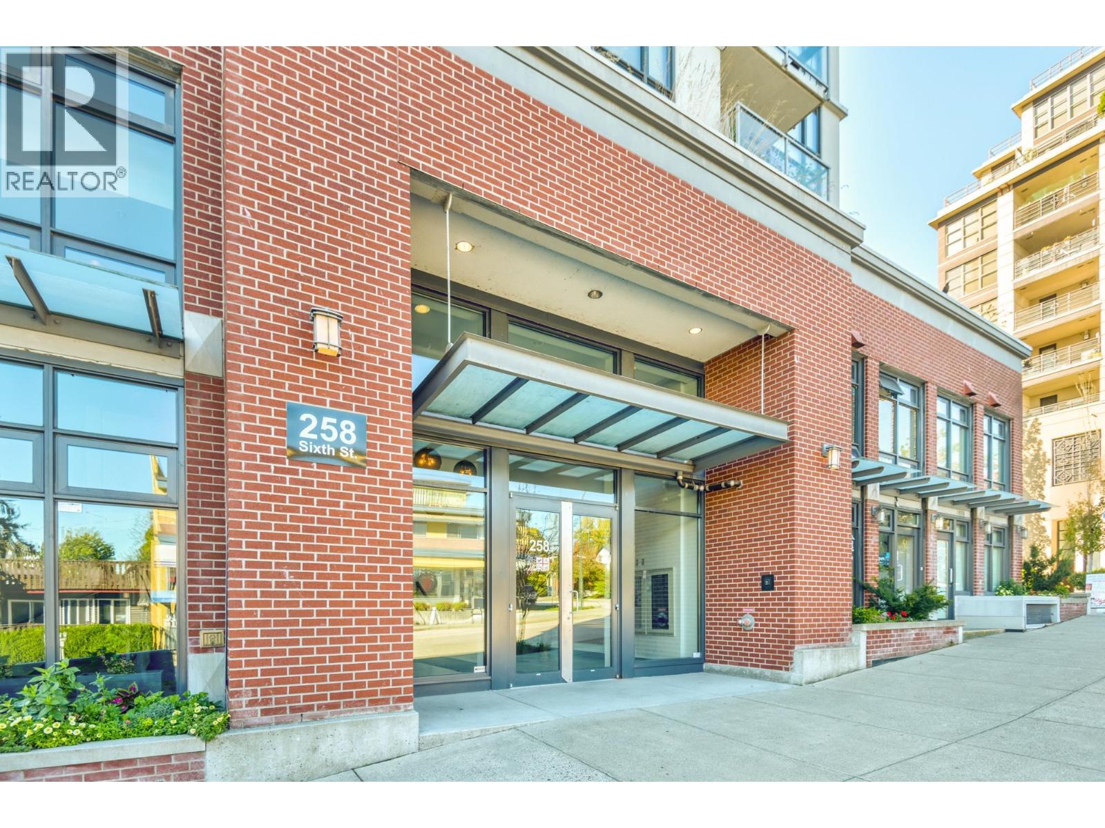 404 258 Sixth Street, New Westminster, British Columbia  V3L 0G6 - Photo 5 - R3058946