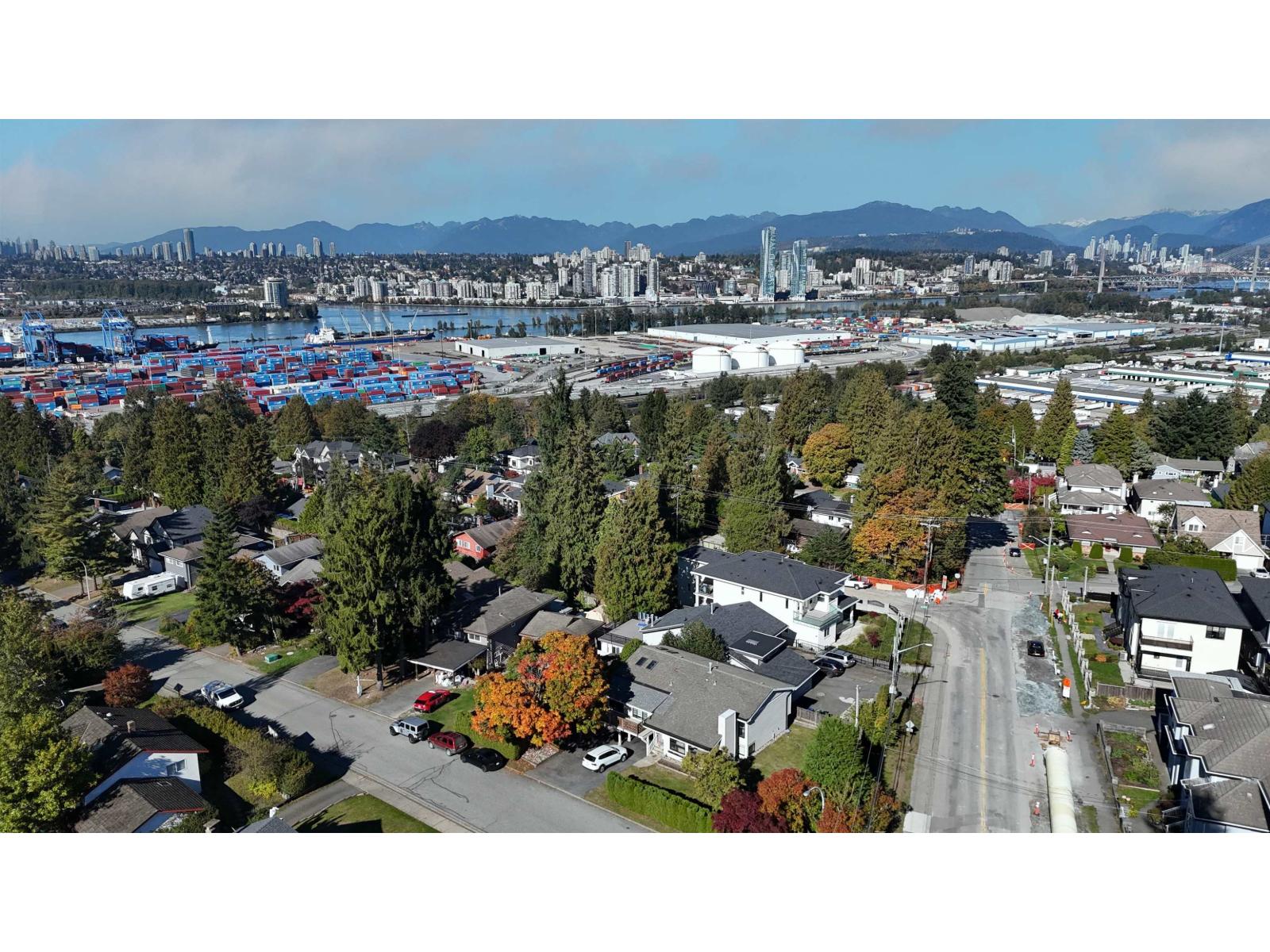 11585 Royal Crescent, Surrey, British Columbia  V3V 6V5 - Photo 21 - R3058554