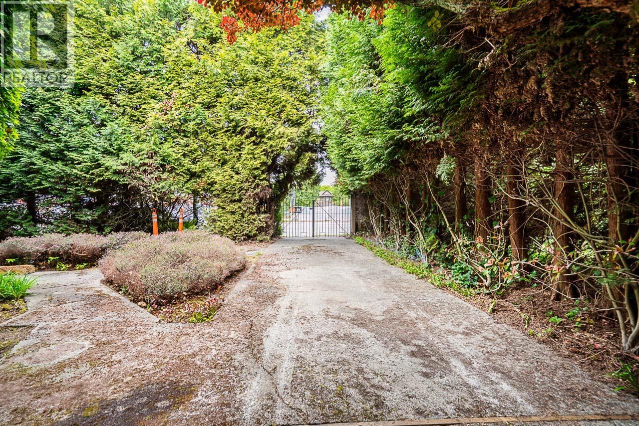 6138 Granville Street, Vancouver, British Columbia  V6M 3E3 - Photo 2 - R3058961