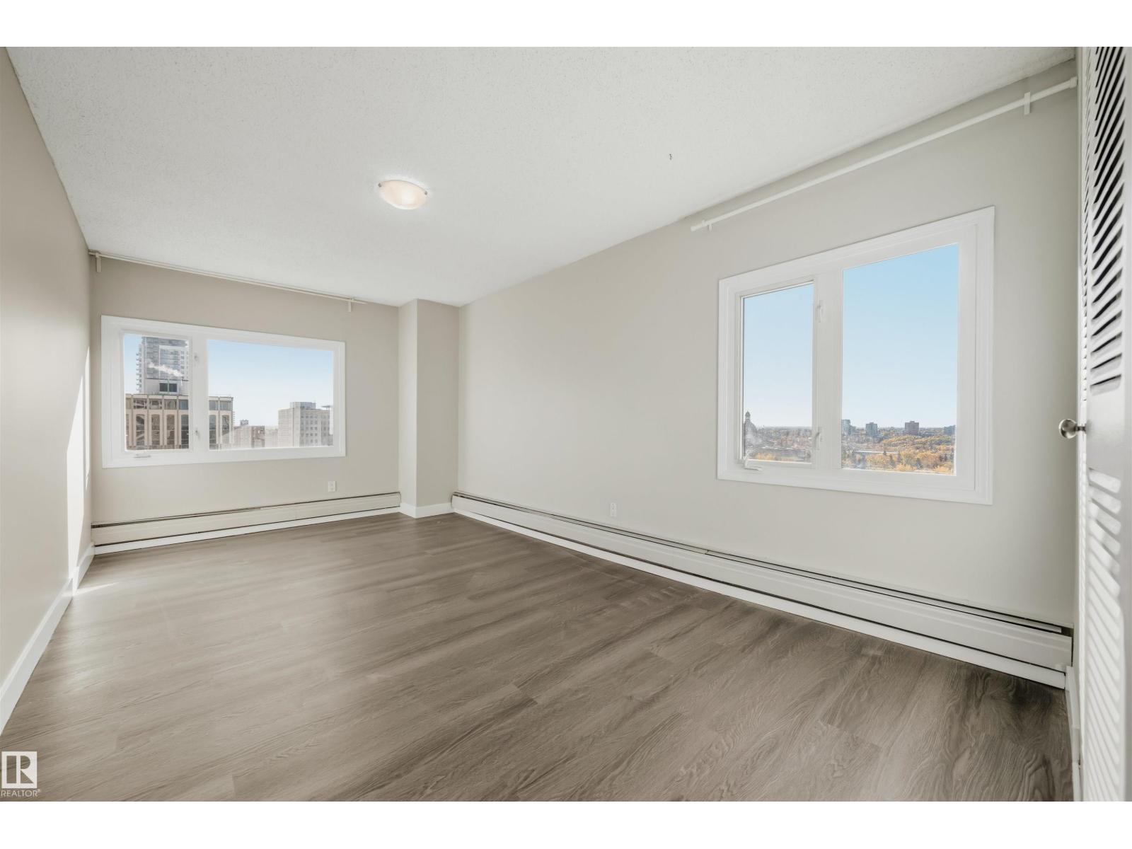 Unknown Address, ,     - Photo 19 - E4462219