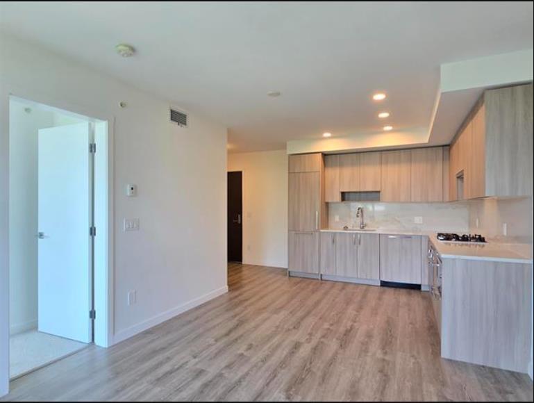 509 13350 Central Avenue, Surrey, British Columbia  V3T 0S1 - Photo 6 - R3058982