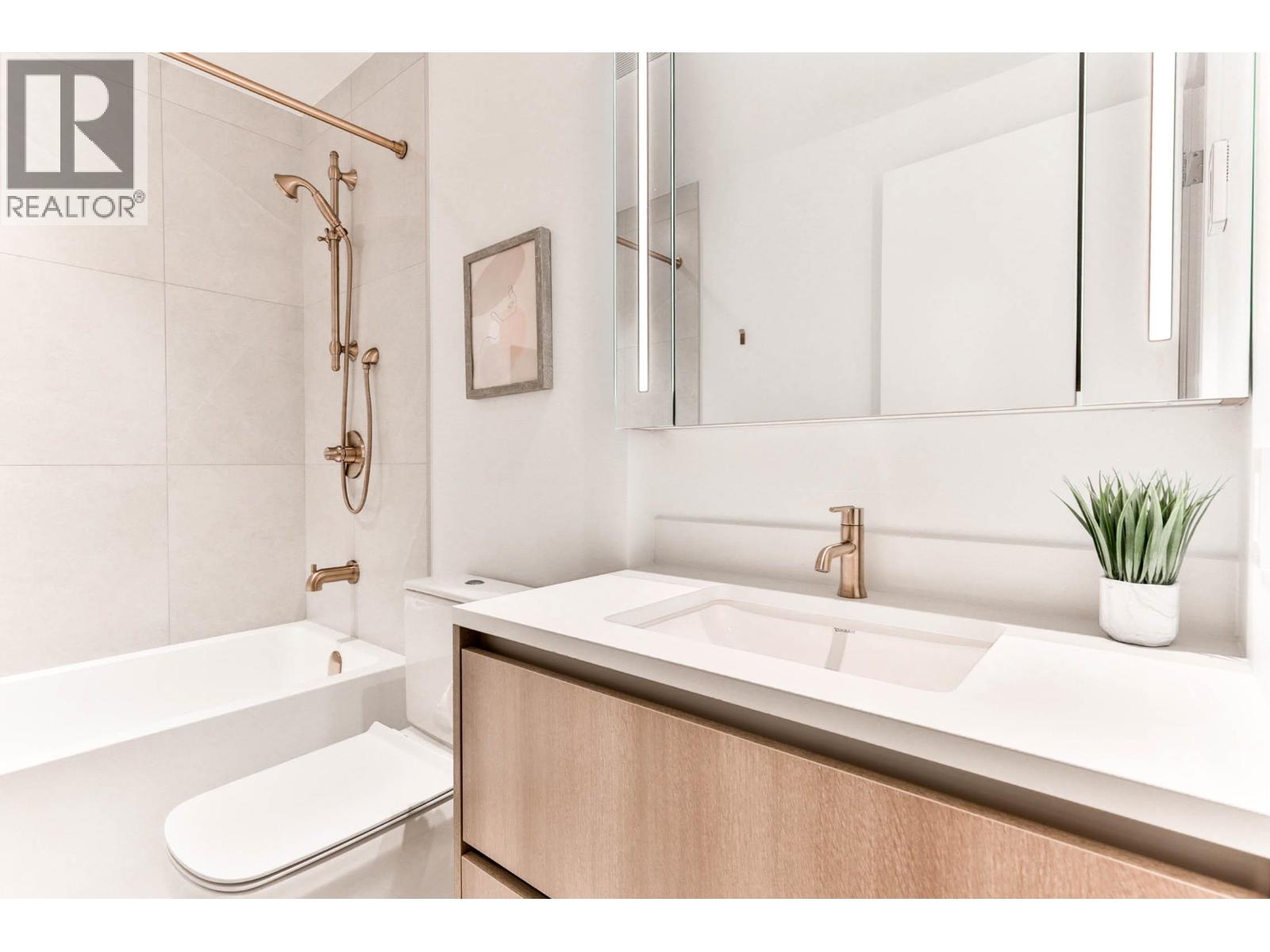 2303 720 Farrow Street, Coquitlam, British Columbia  V3J 3S5 - Photo 6 - R3058859