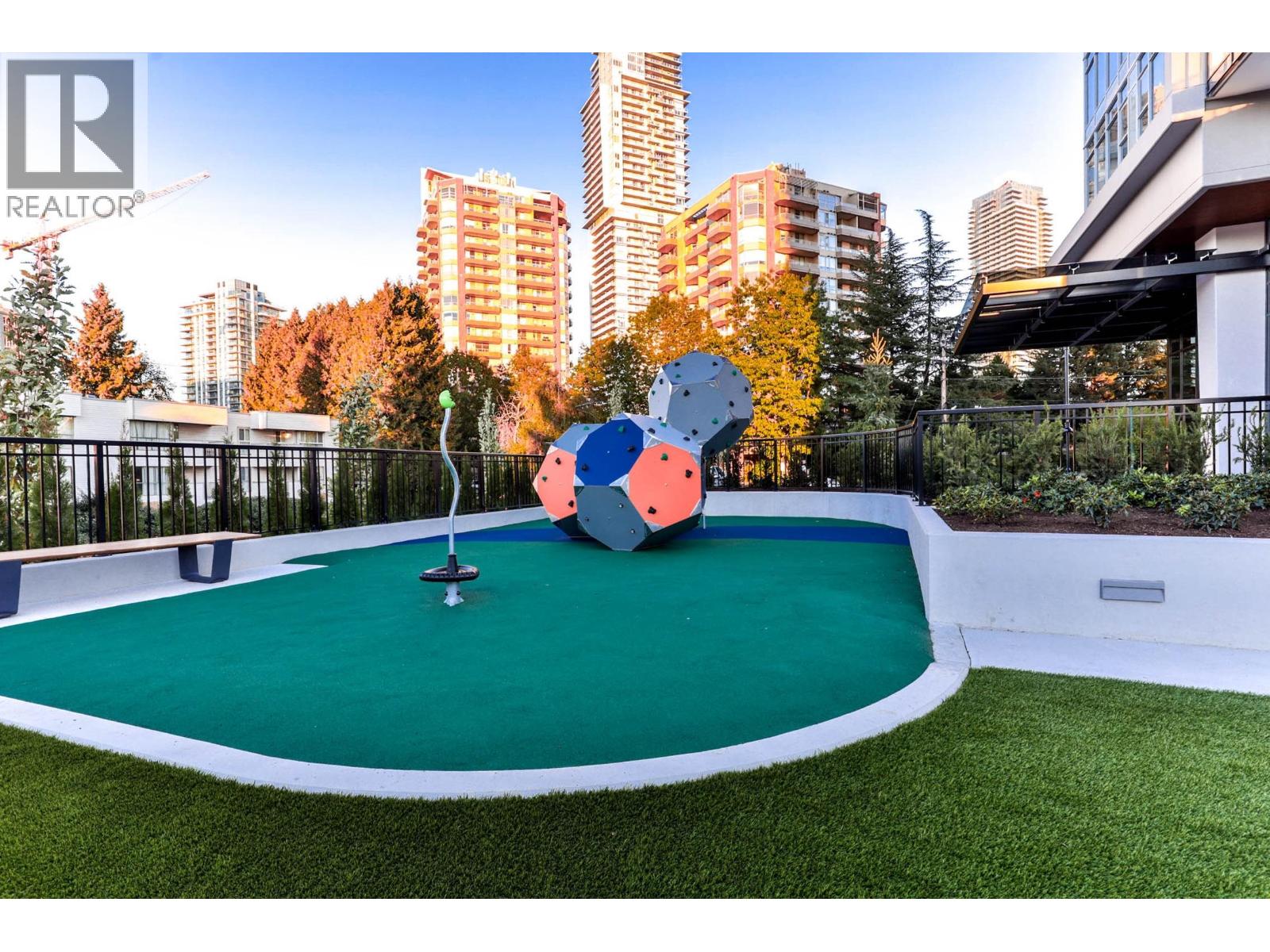 2303 720 Farrow Street, Coquitlam, British Columbia  V3J 3S5 - Photo 16 - R3058859