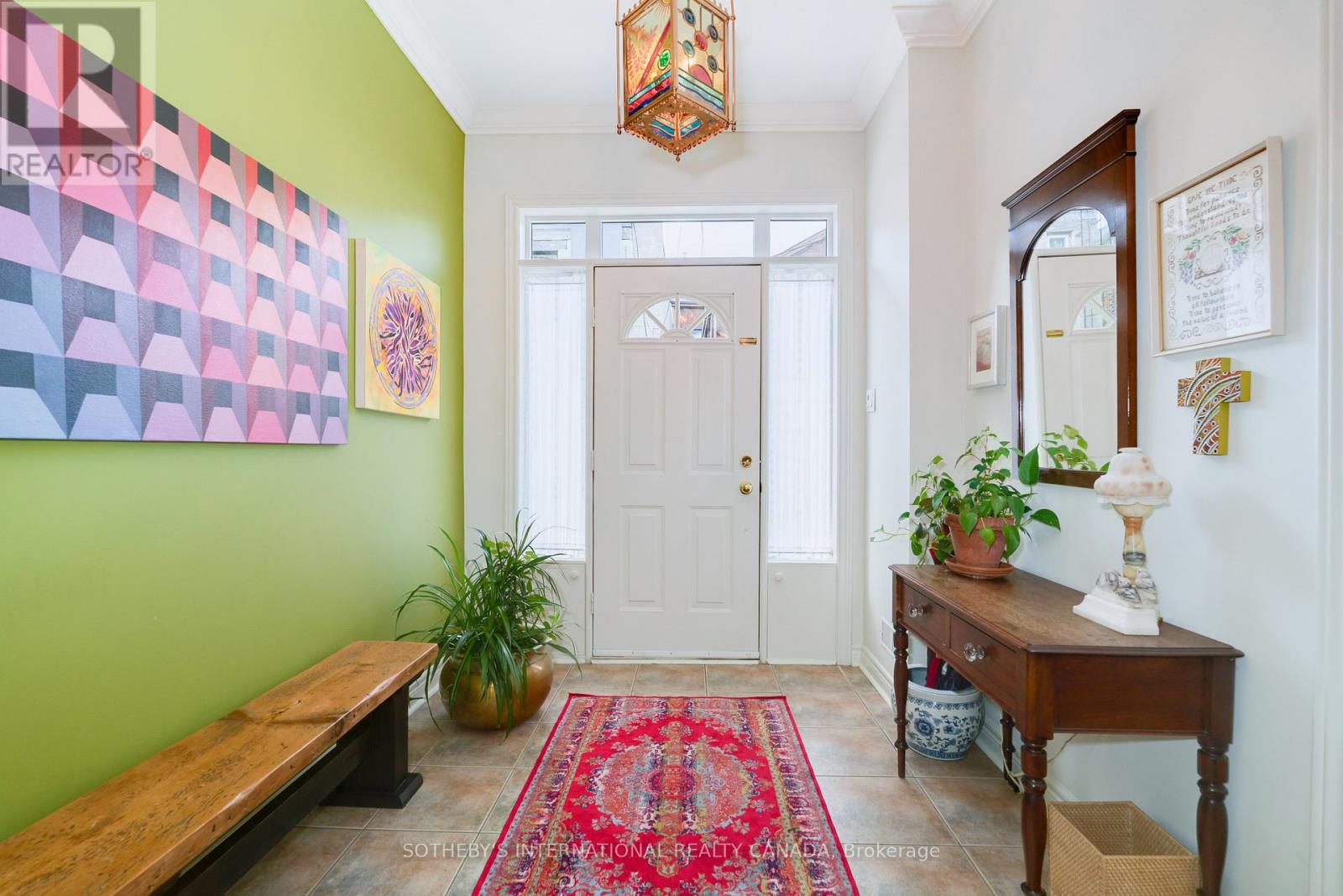 33 Broadcast Lane, Toronto, Ontario  M4X 1X7 - Photo 3 - C12464386