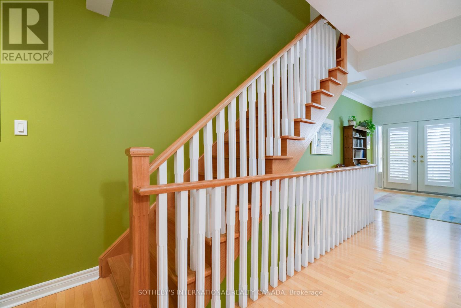 33 Broadcast Lane, Toronto, Ontario  M4X 1X7 - Photo 31 - C12464386