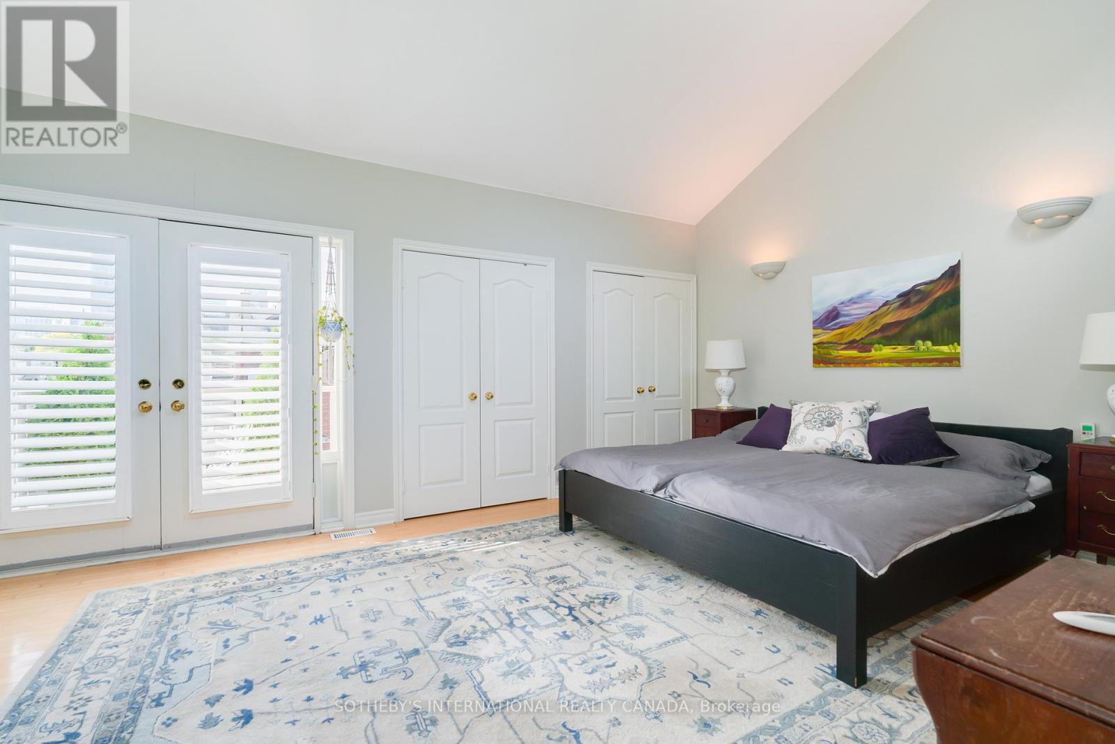 33 Broadcast Lane, Toronto, Ontario  M4X 1X7 - Photo 32 - C12464386