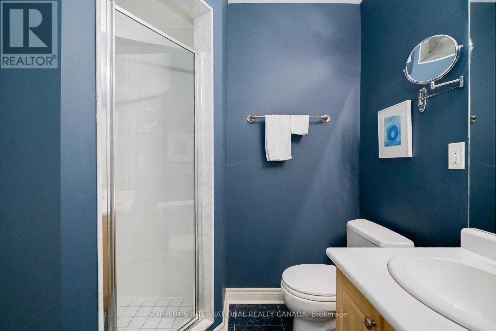 33 Broadcast Lane, Toronto, Ontario  M4X 1X7 - Photo 38 - C12464386