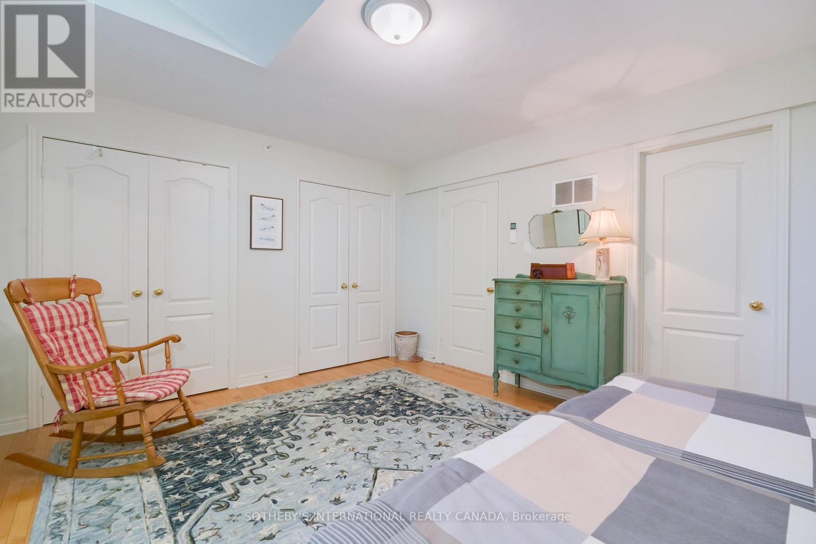 33 Broadcast Lane, Toronto, Ontario  M4X 1X7 - Photo 42 - C12464386
