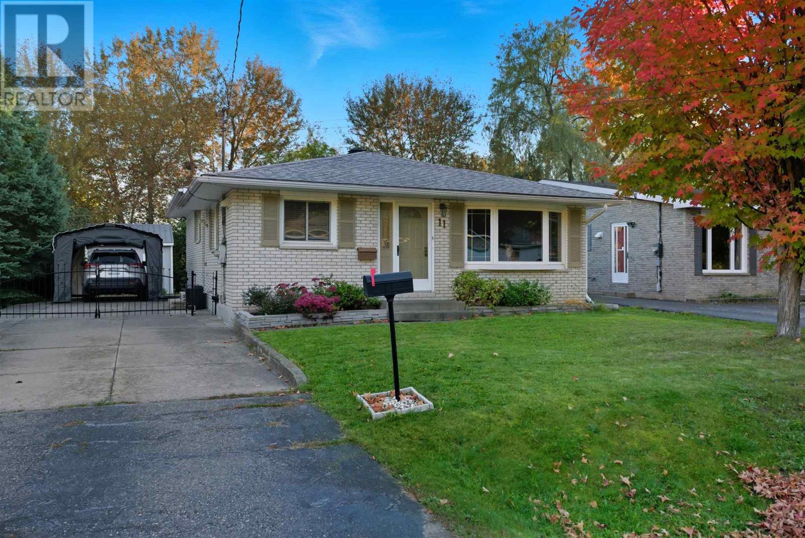 11 Creery AVE, Sault Ste. Marie, Ontario