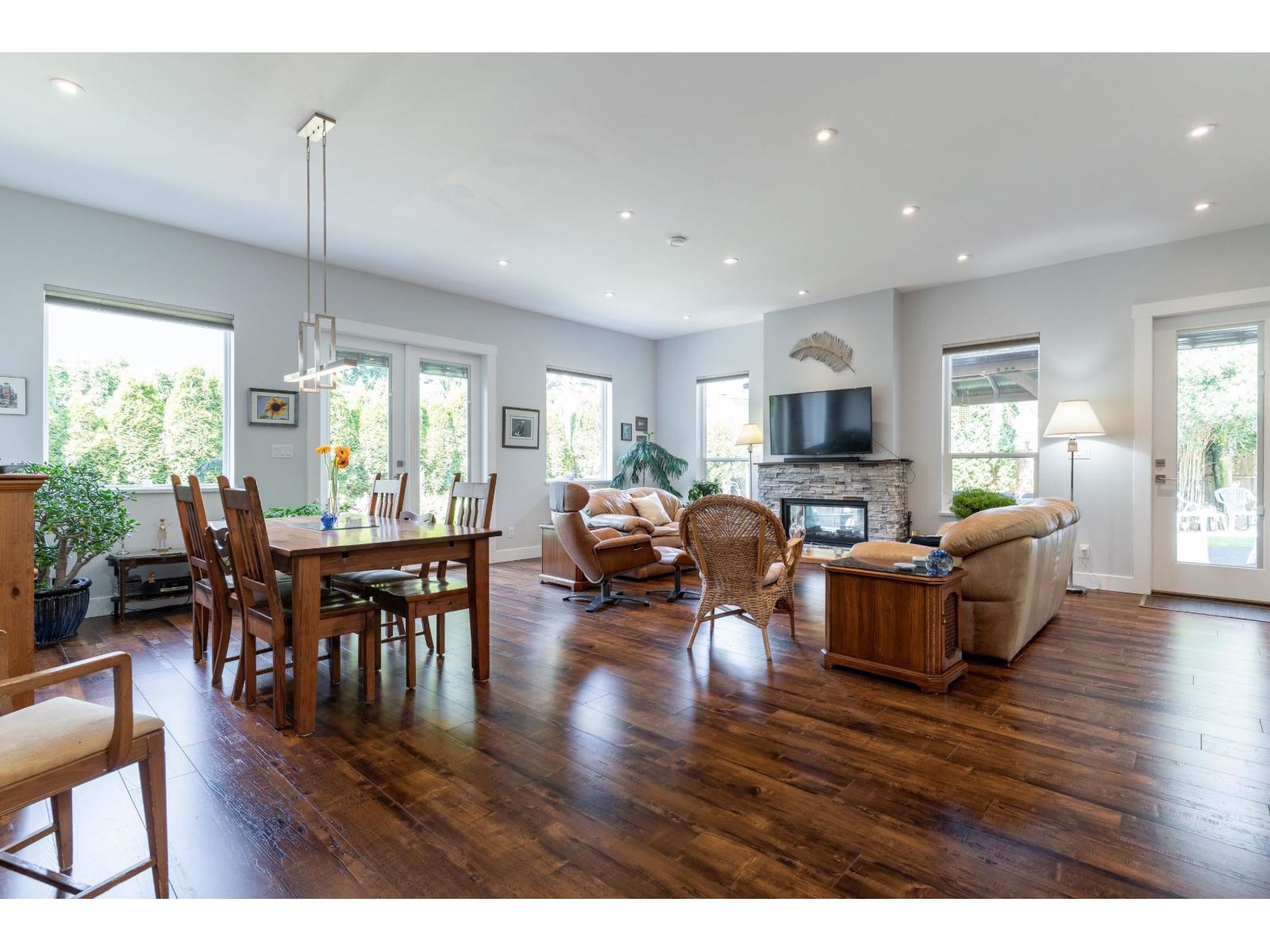 17123 0 Avenue, Surrey, British Columbia  V3Z 9P2 - Photo 6 - R2991369